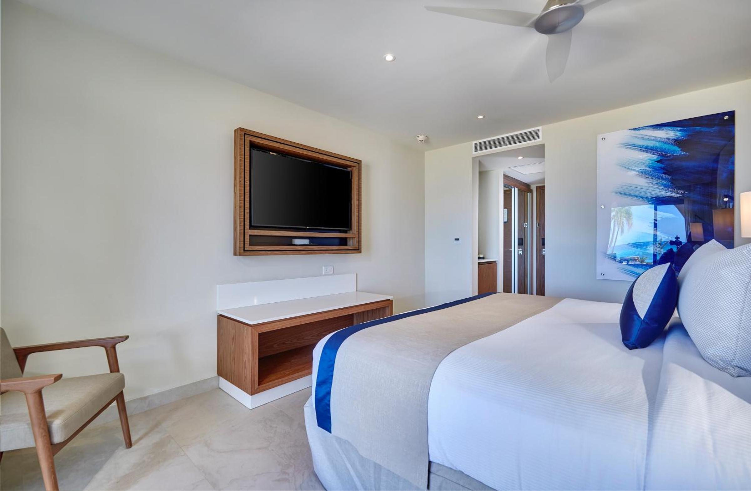 Luxury Room - Photo 8