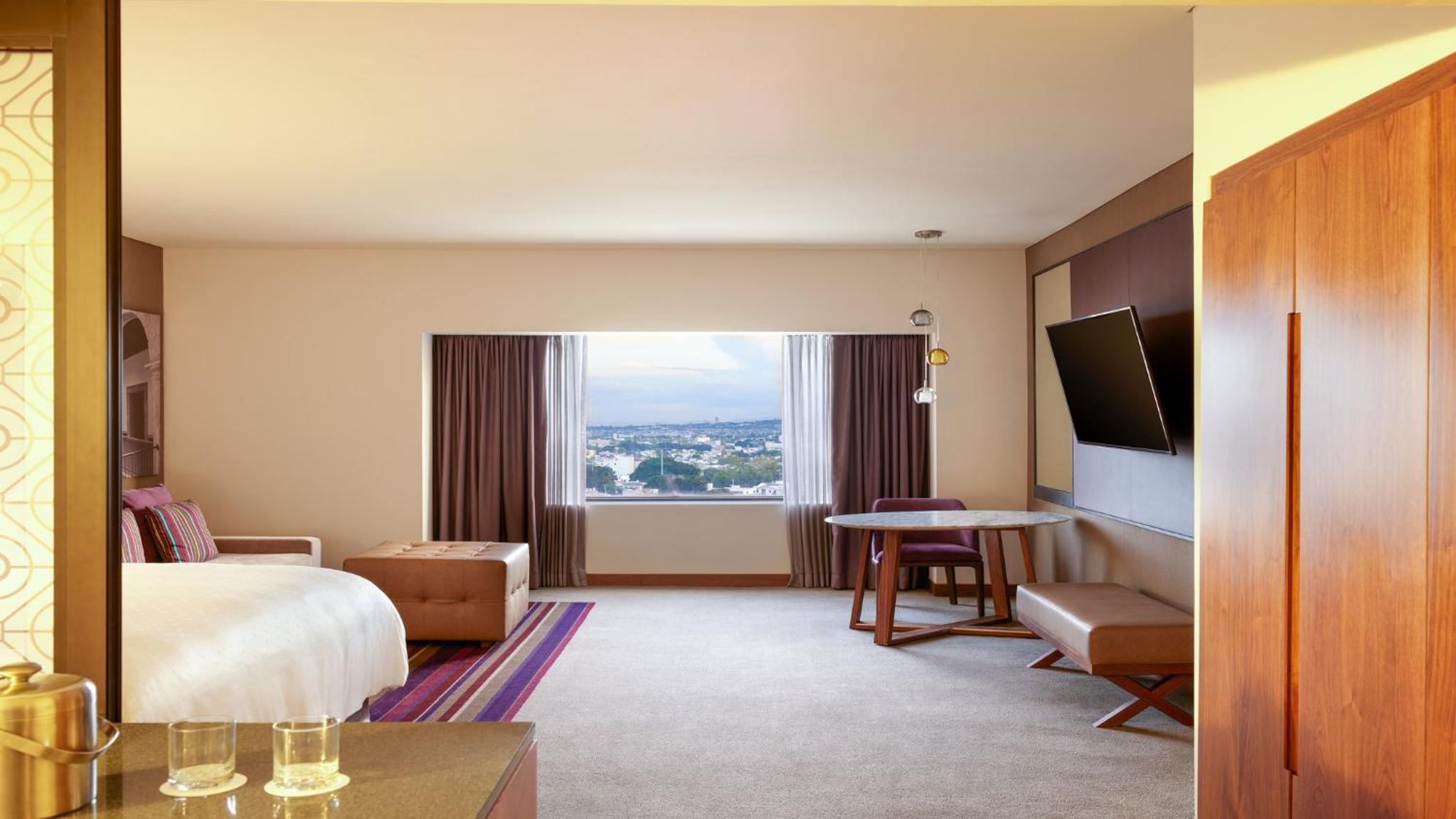 King Junior Suite - Photo 2