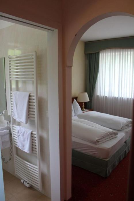 Double Room - Photo 3