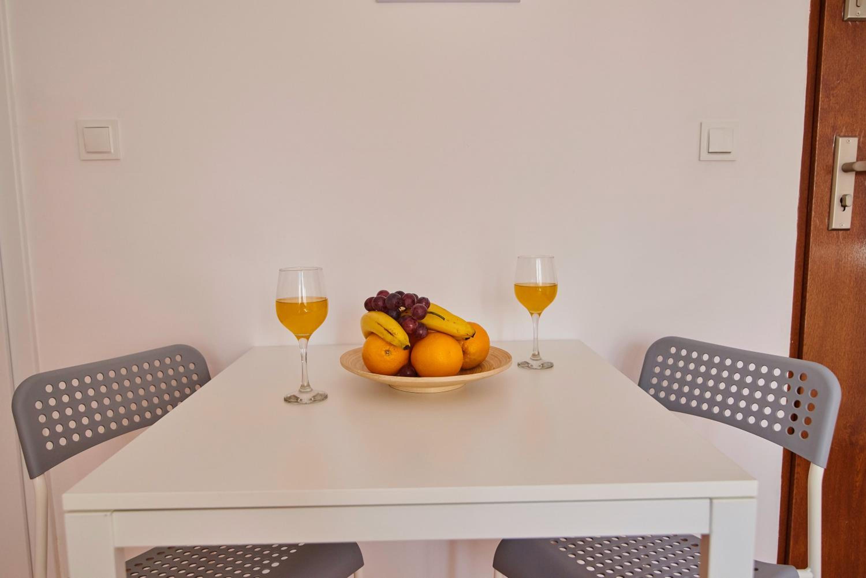 Studio with Terrace - Photo 7