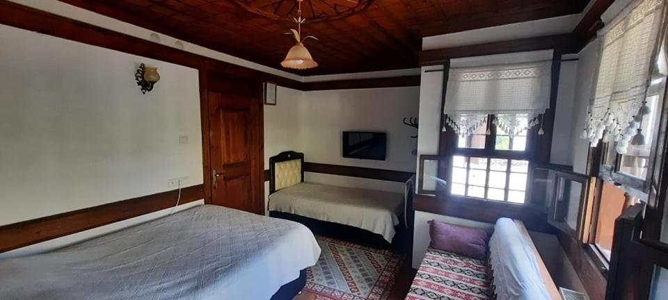 Standard Triple Room photo 3