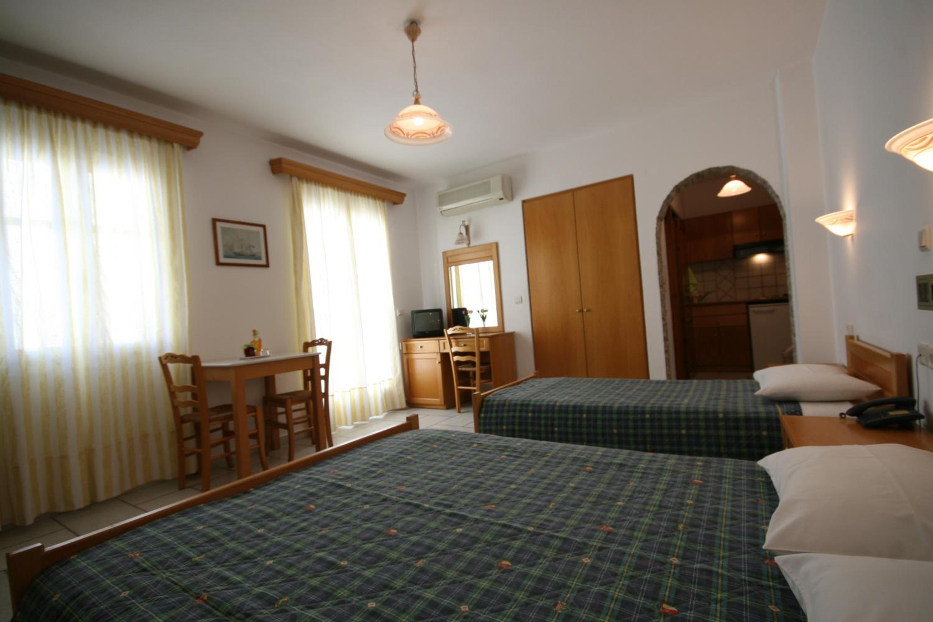 Studio (2 Adults) - Photo 5