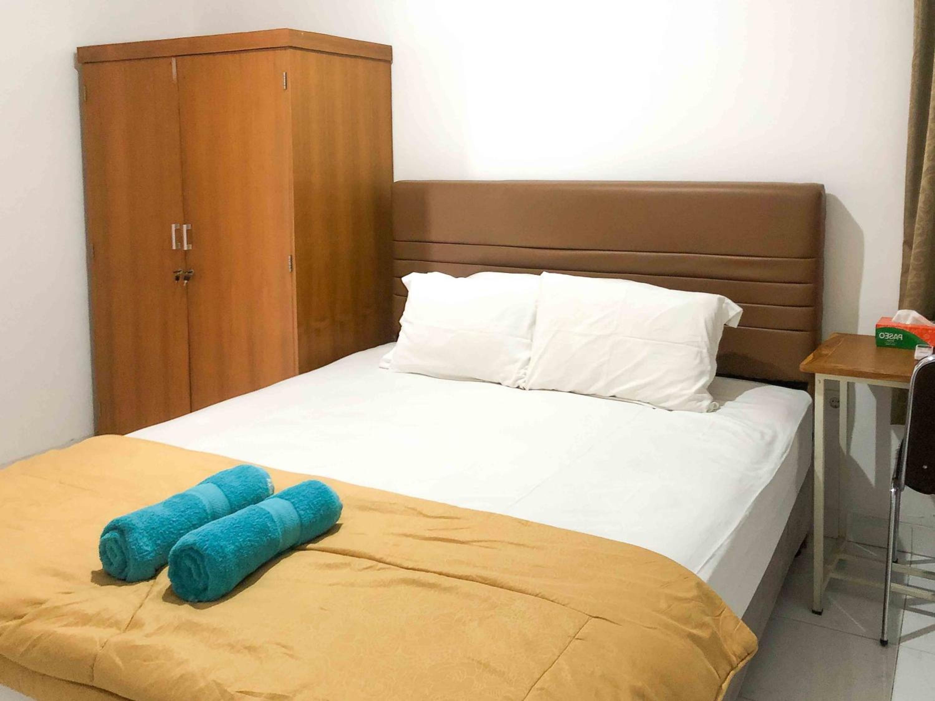 Standard Double Room - Photo 6