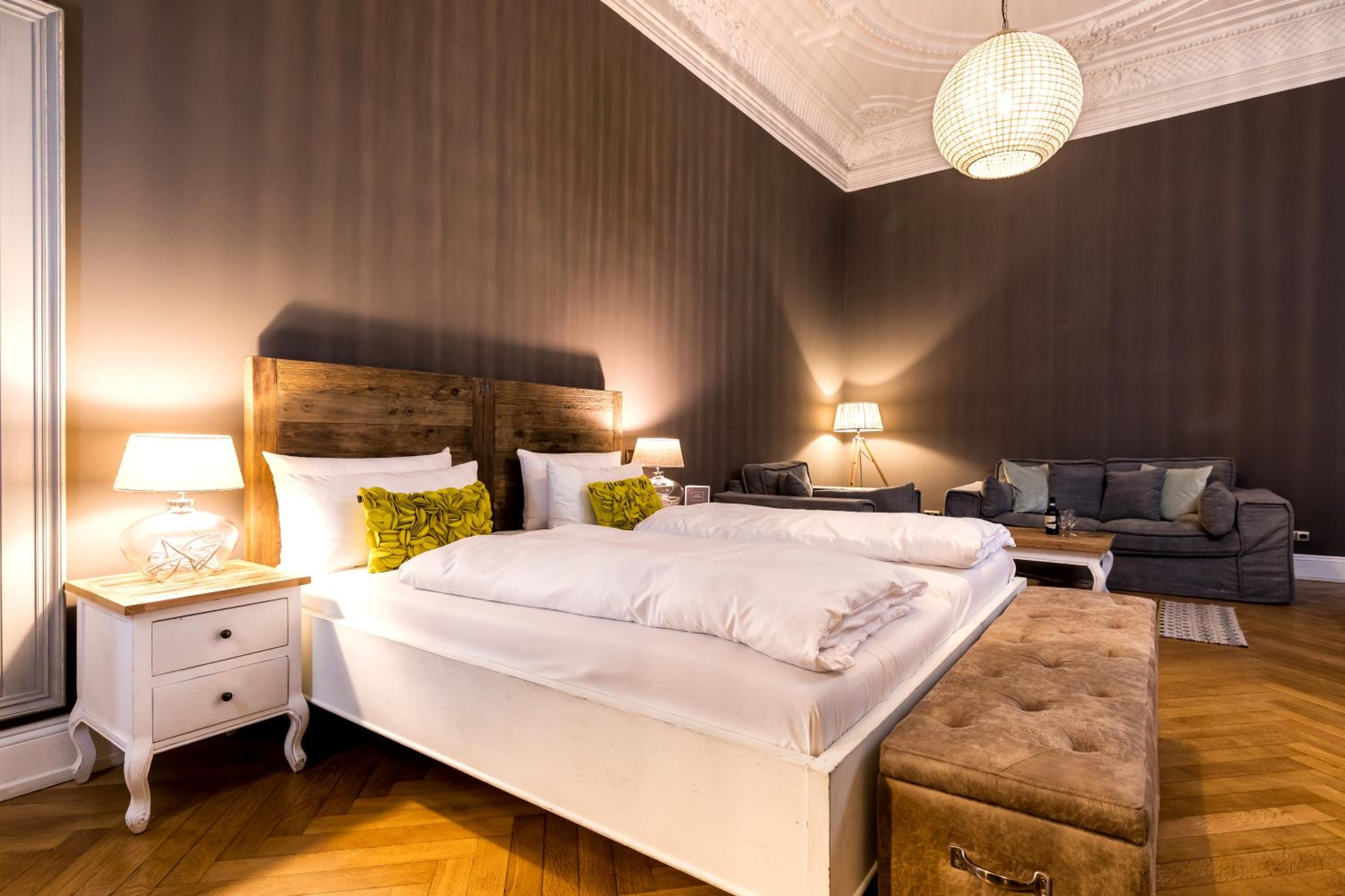 Deluxe Double Room Courtyard View