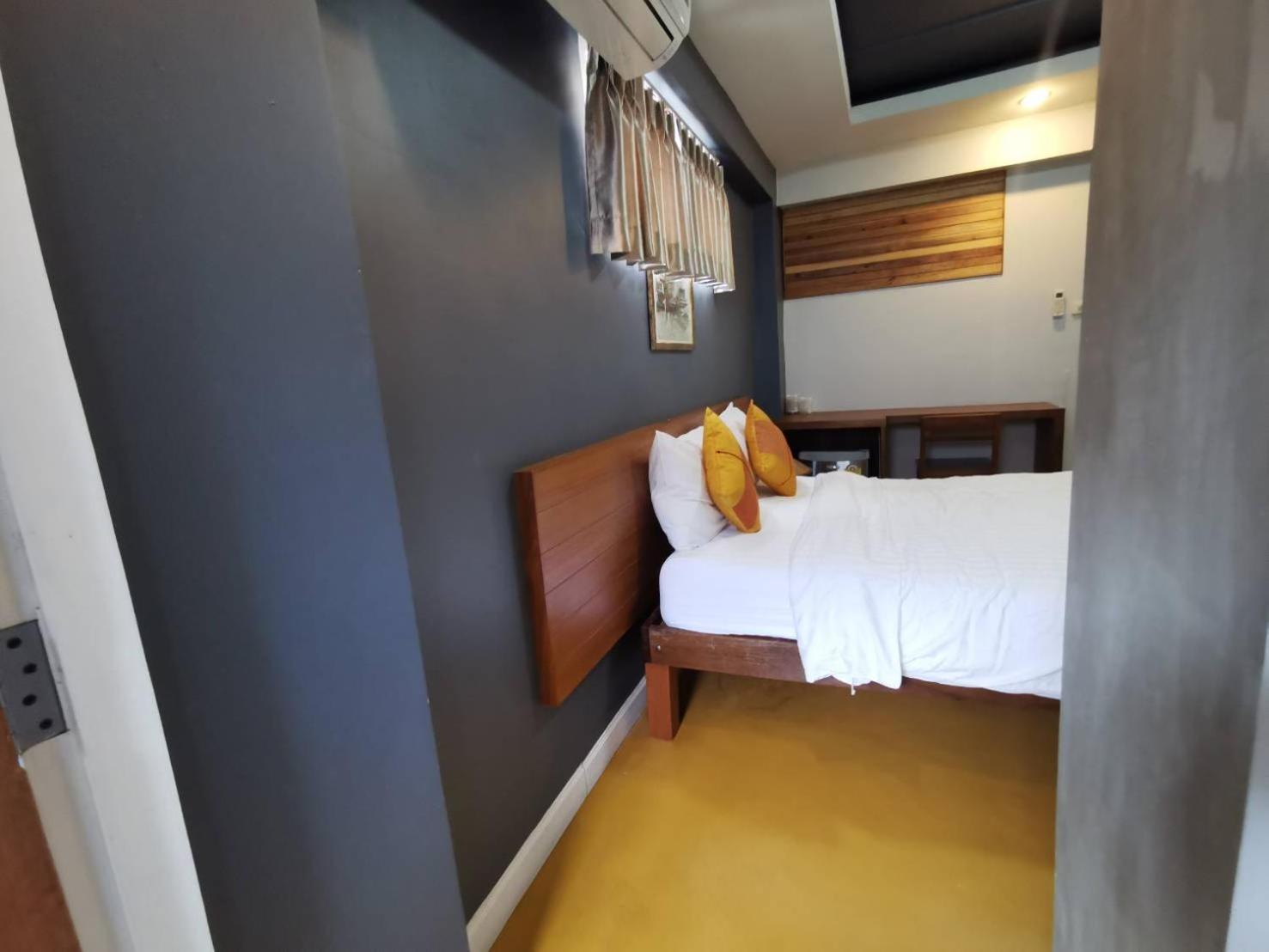Superior King Room - Photo 5