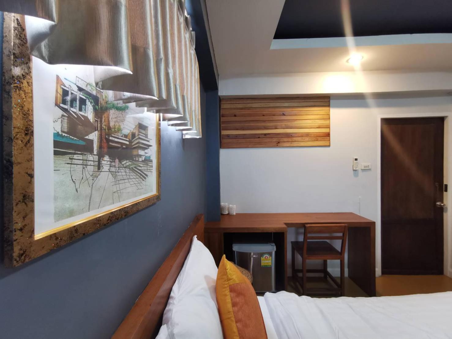 Superior King Room - Photo 4