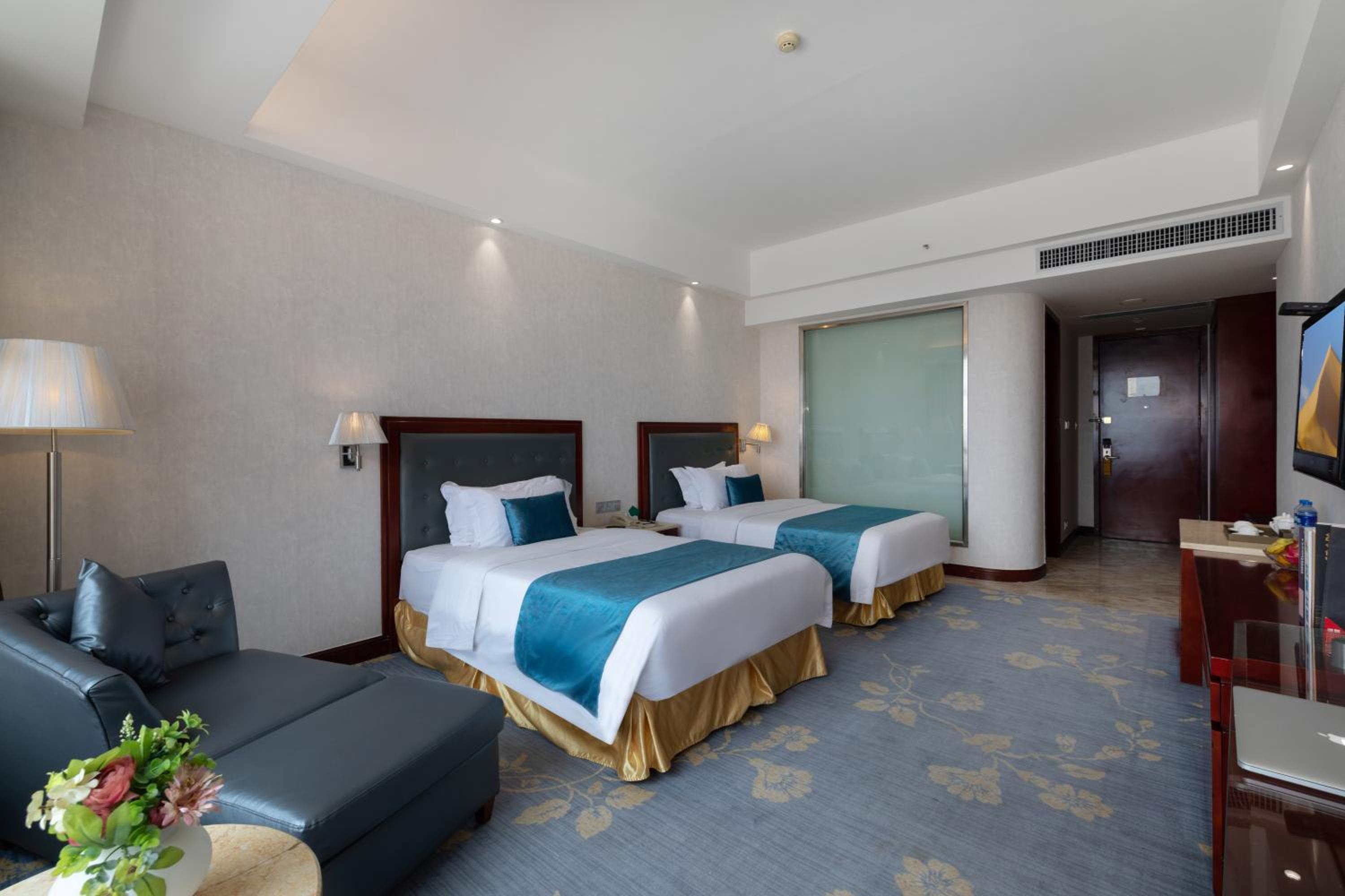 Standard Twin Room photo 1