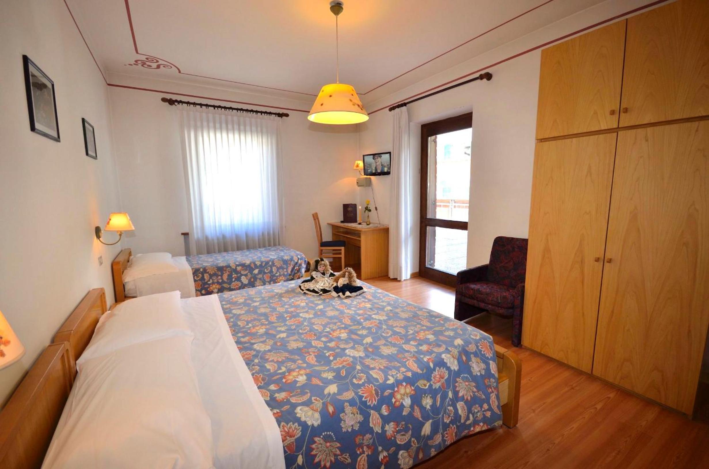 Triple Room with Mountain View photo 3