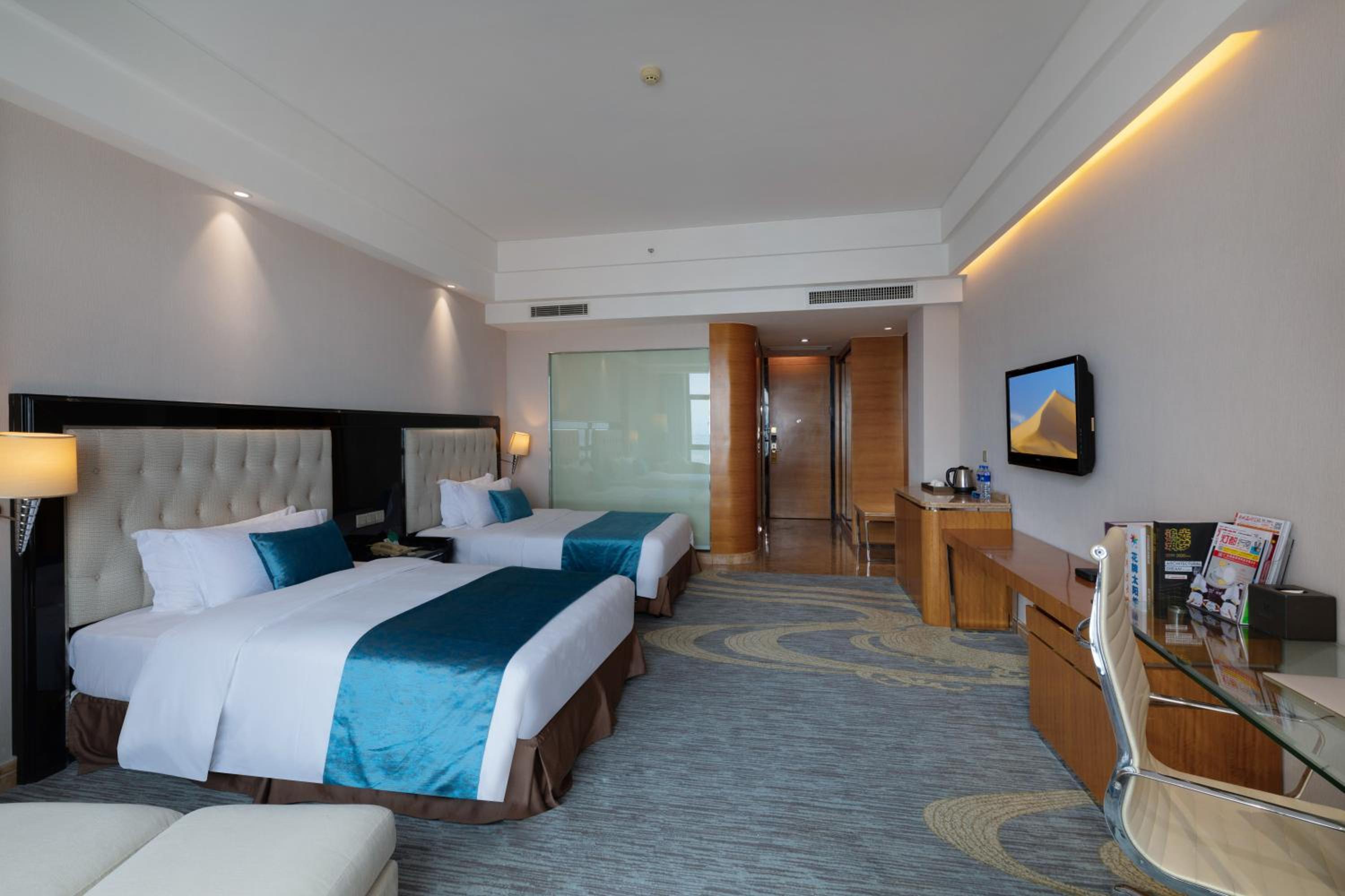 Deluxe Twin Room photo 1