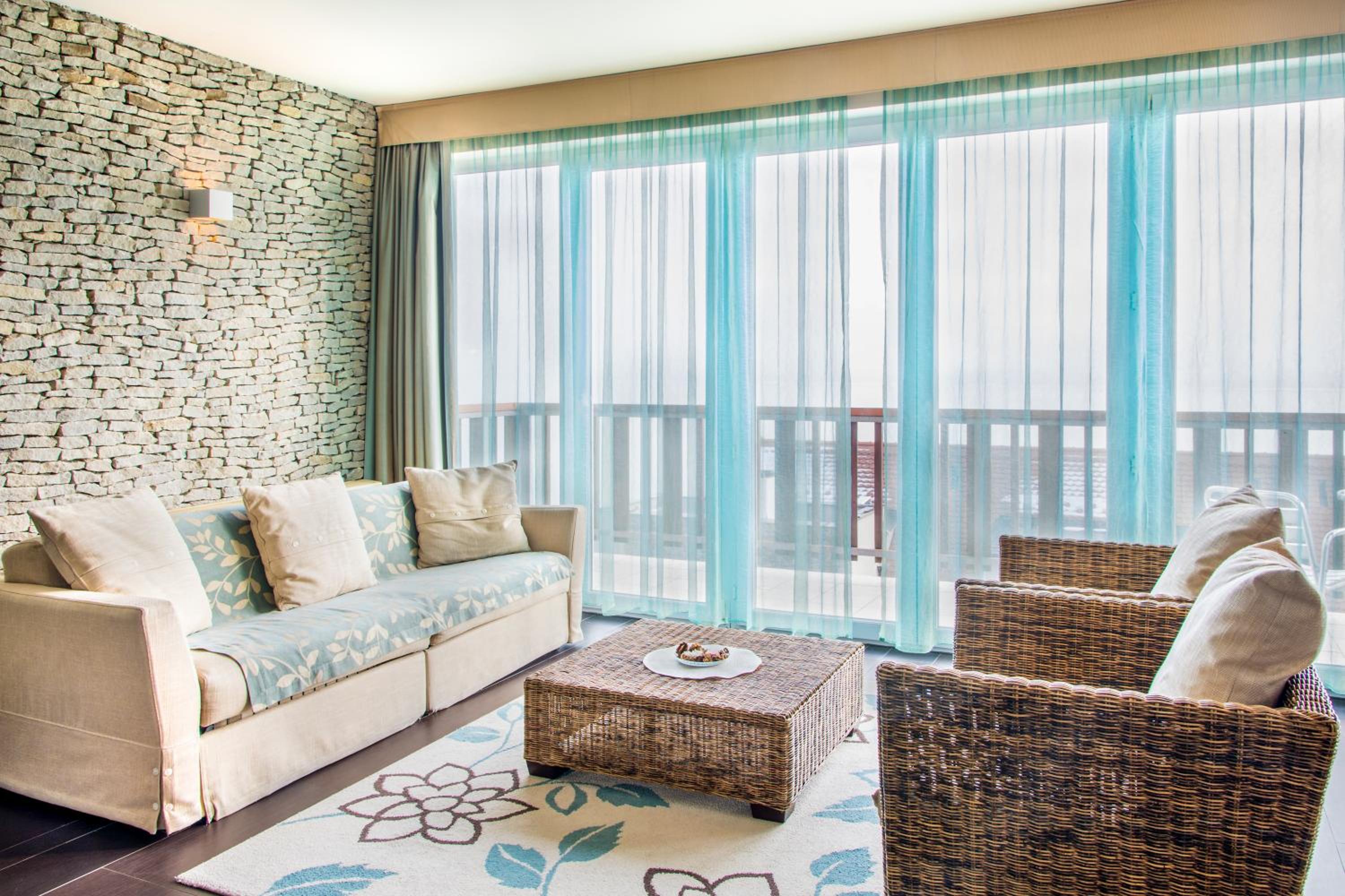 Premium Two-Bedroom Suite With Lake View photo 1