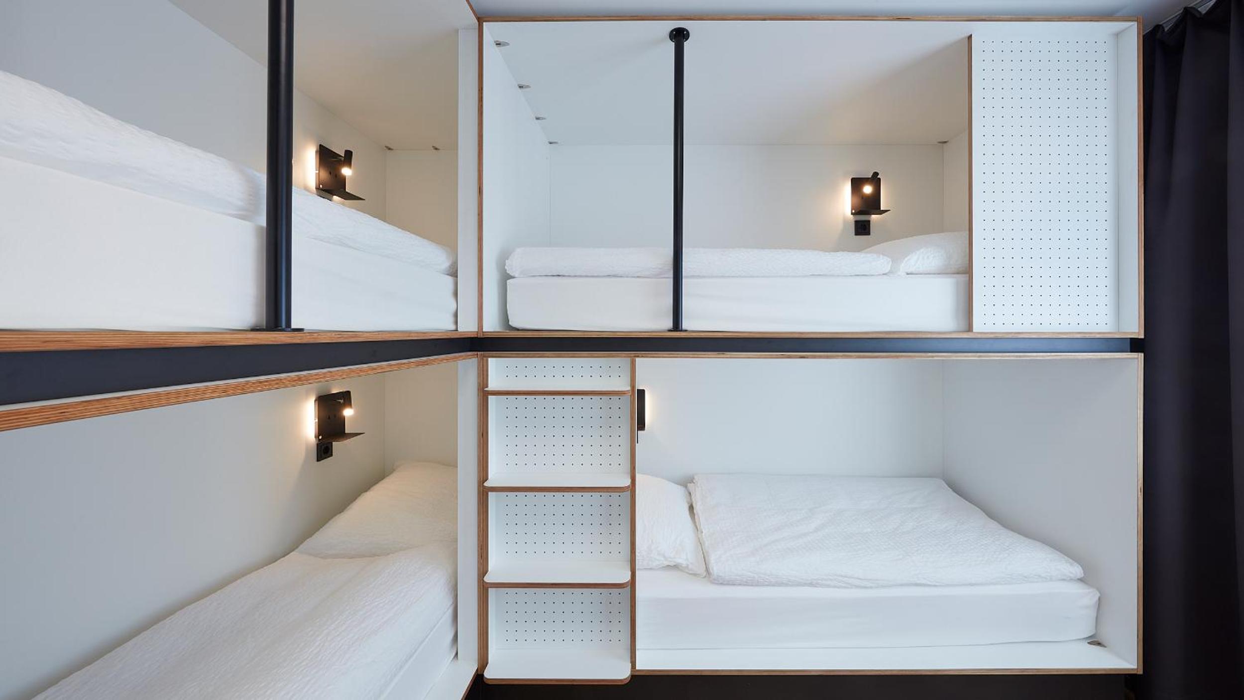 Bed in 4-Bed Female Dormitory Room photo 1