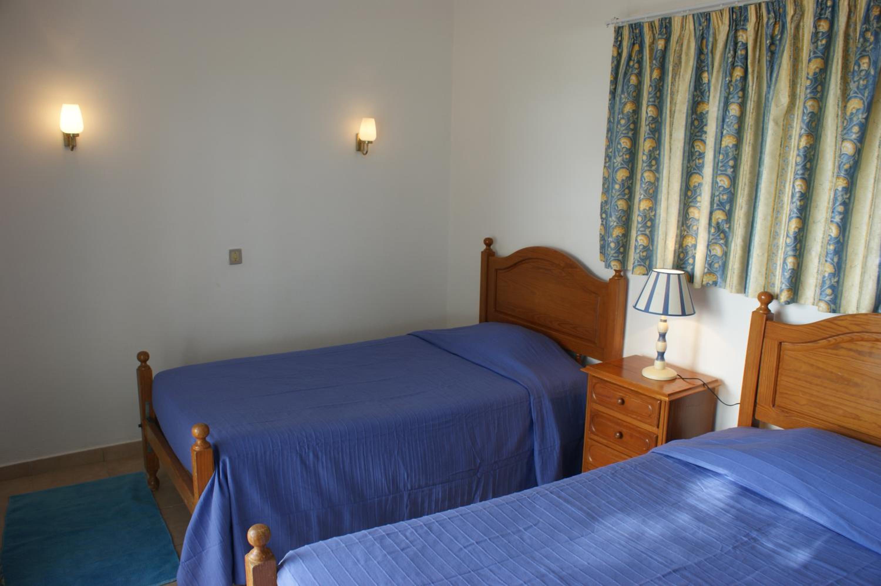 Villa photo 2