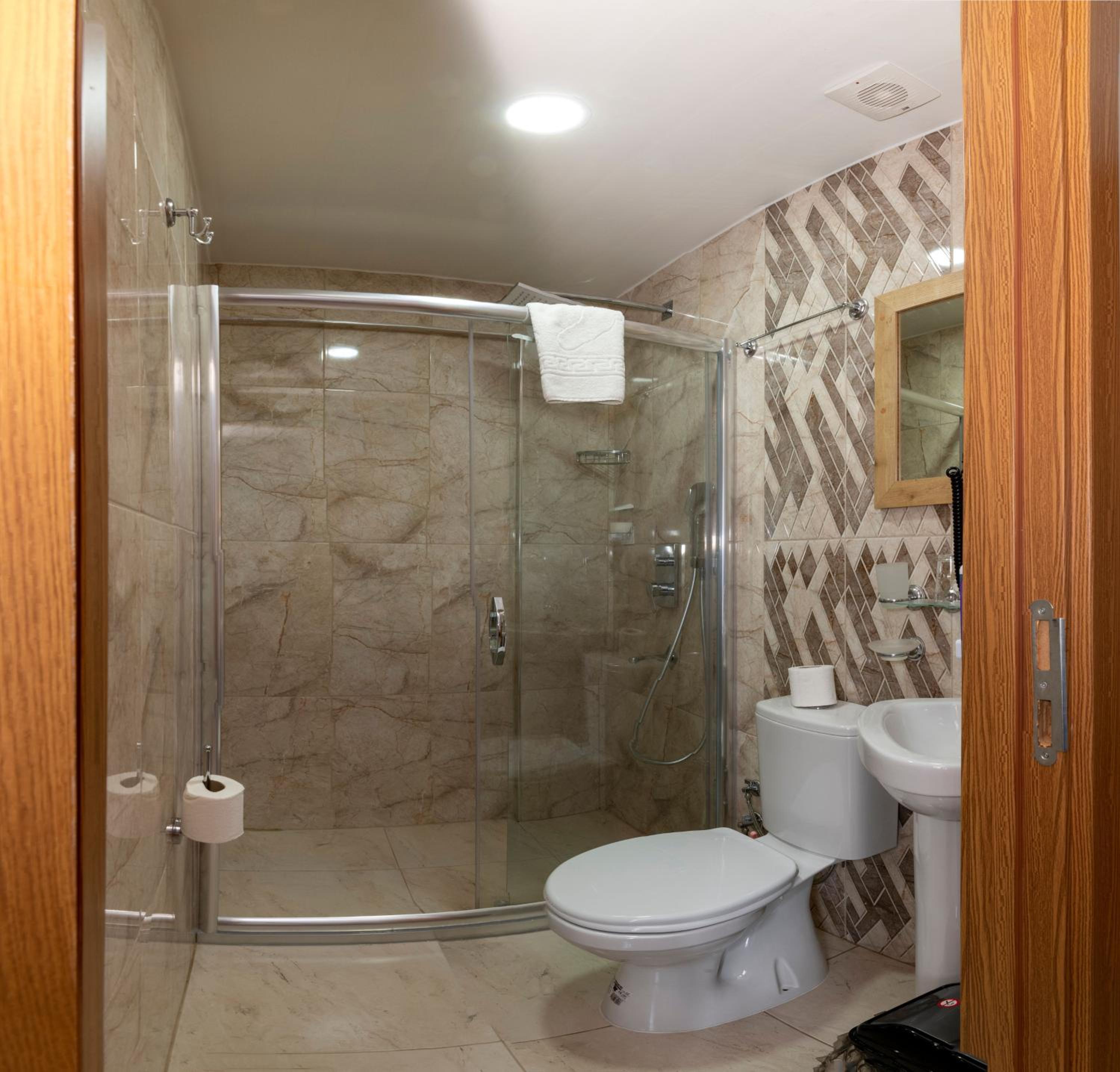 Double or Twin Room photo 3