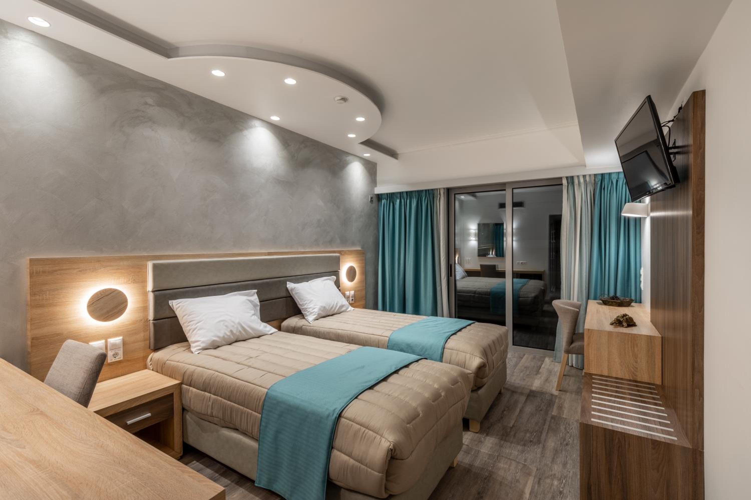 Superior Double or Twin Room photo 1