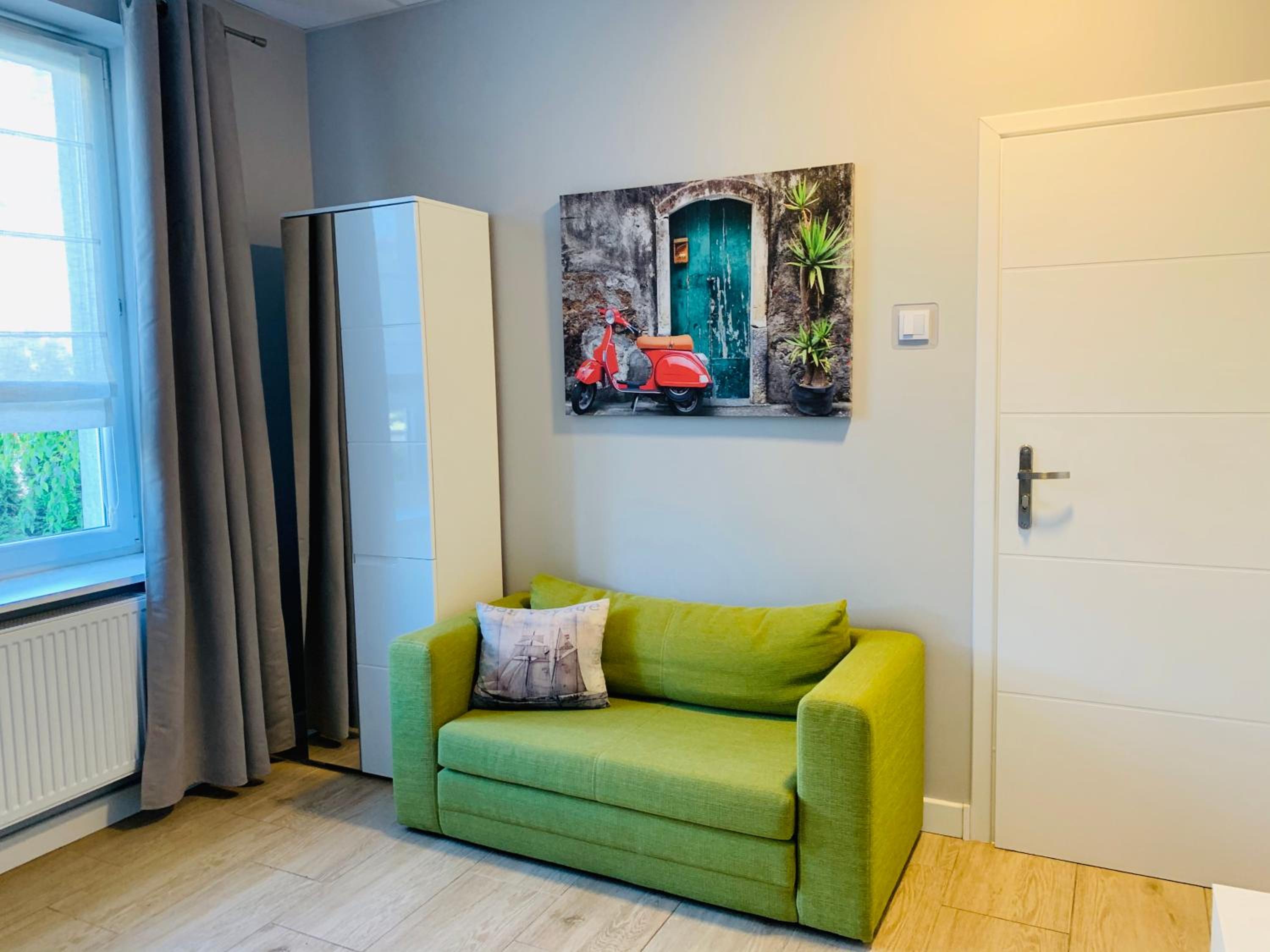 Standard Twin Room with Sofa photo 2