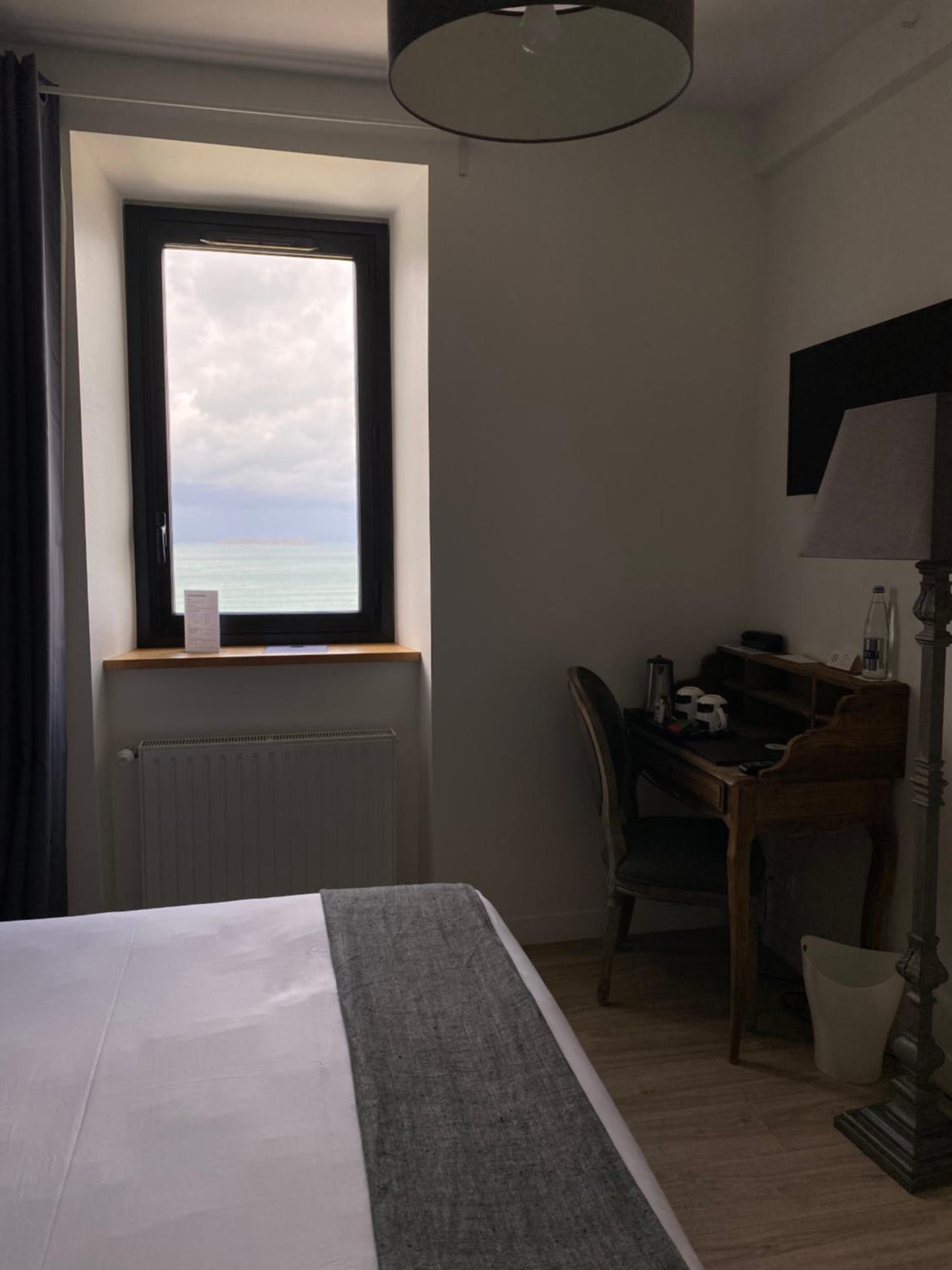 Superior Double Room with Sea View - Photo 1