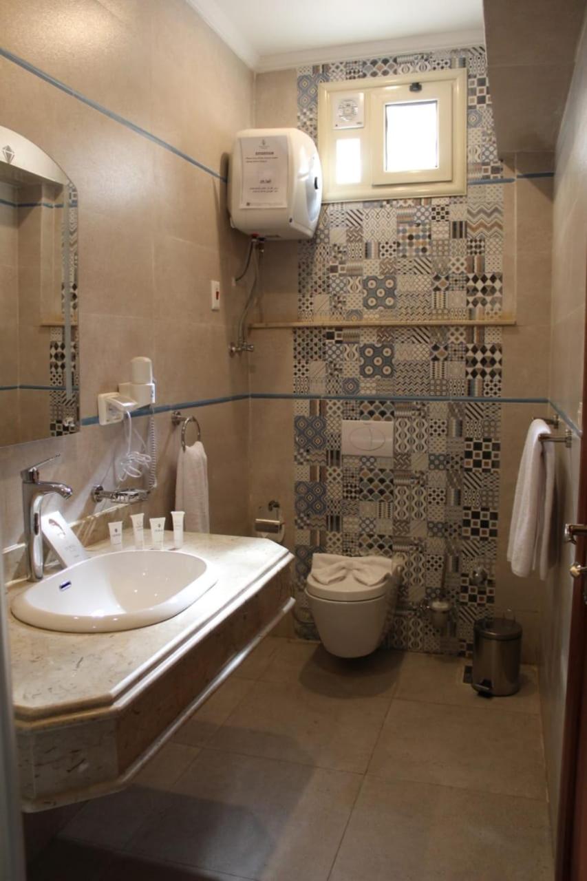 Royal Suite with Sea View photo 3