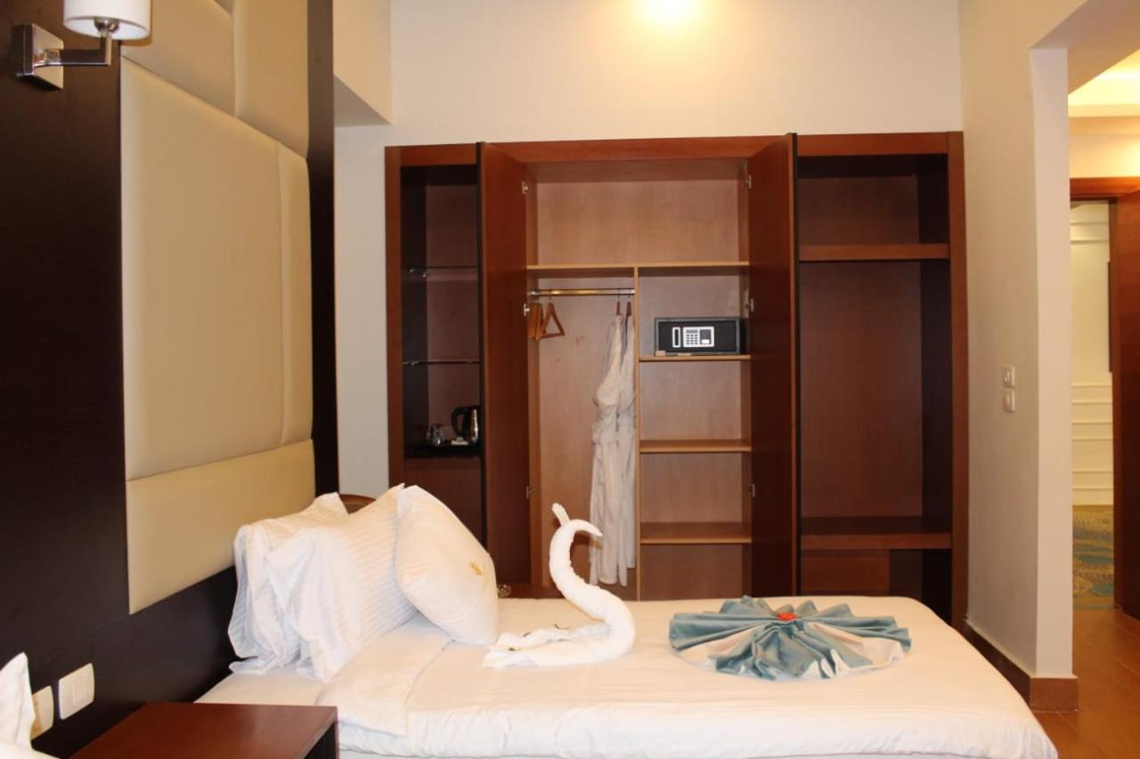 Double Room with City View photo 2