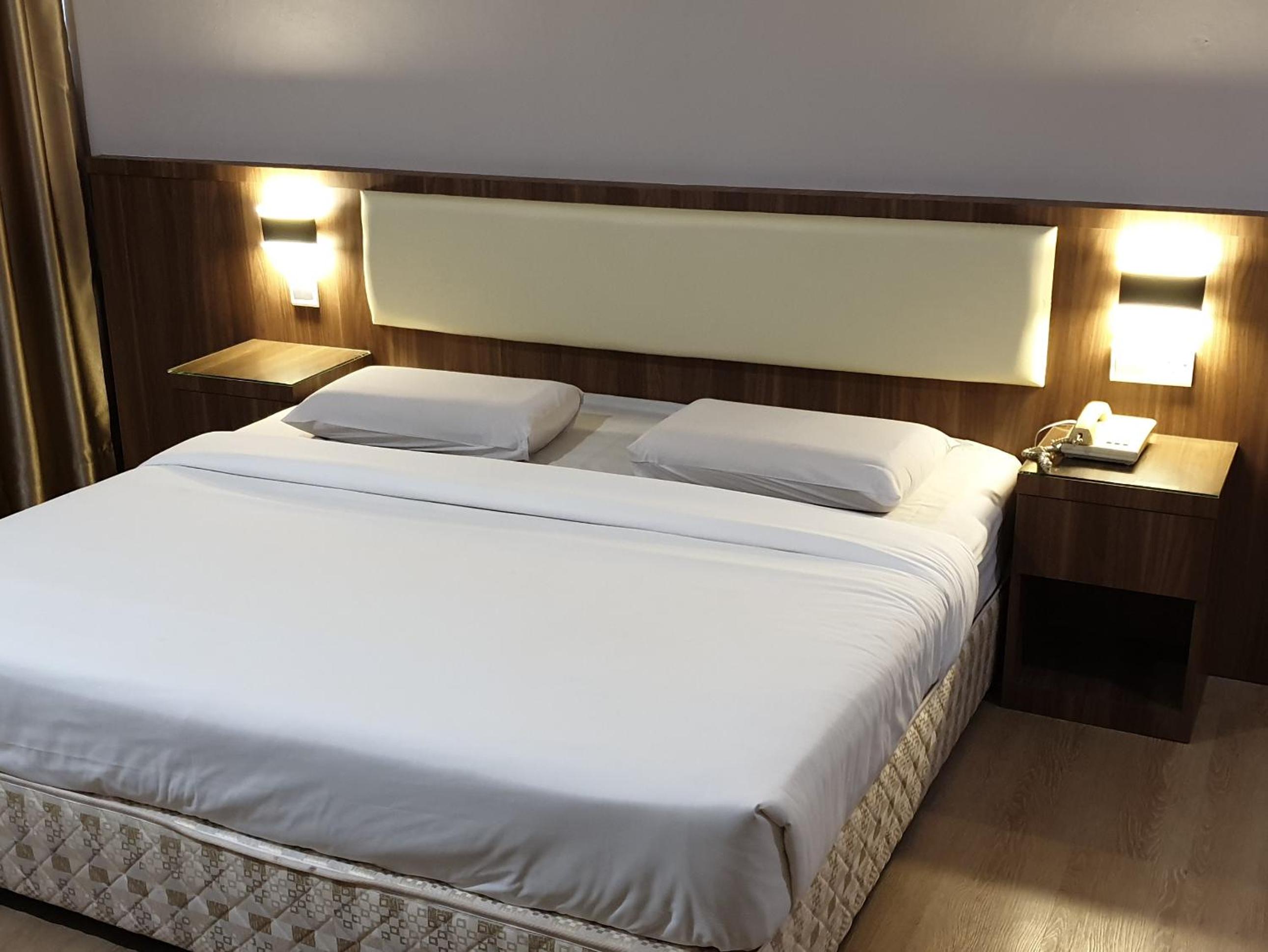 Executive Suite photo 2