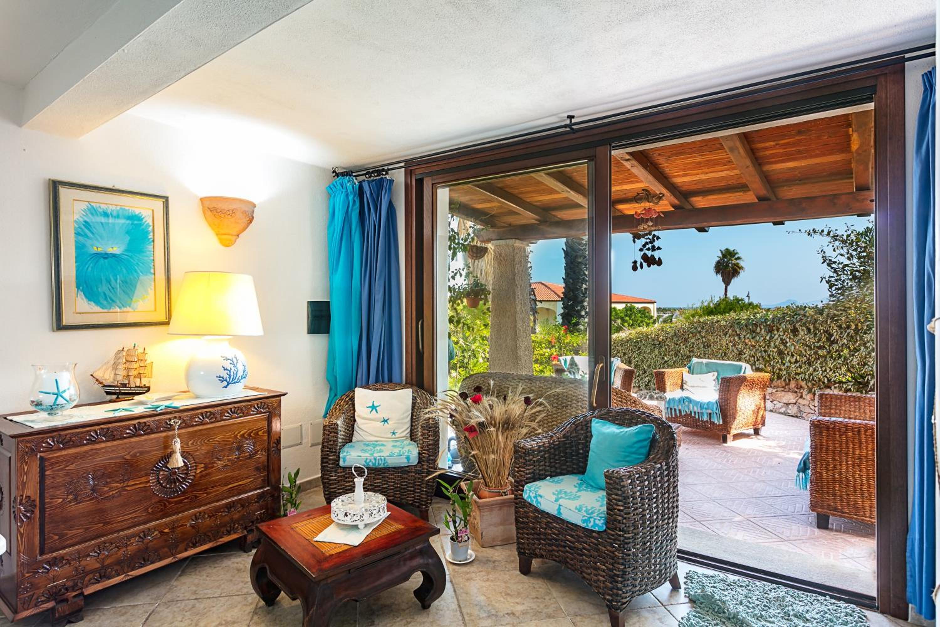Two-Bedroom Deluxe Apartment with Ocean View