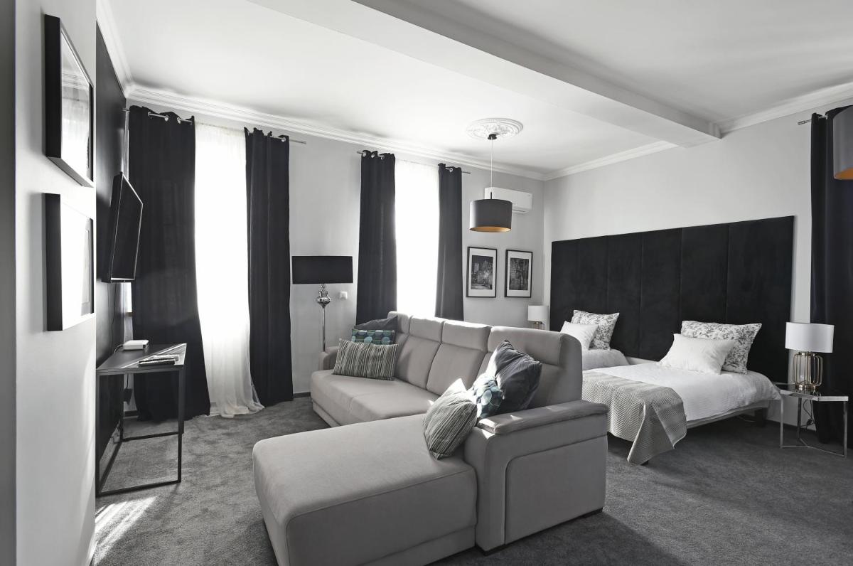 Deluxe Apartment photo 1