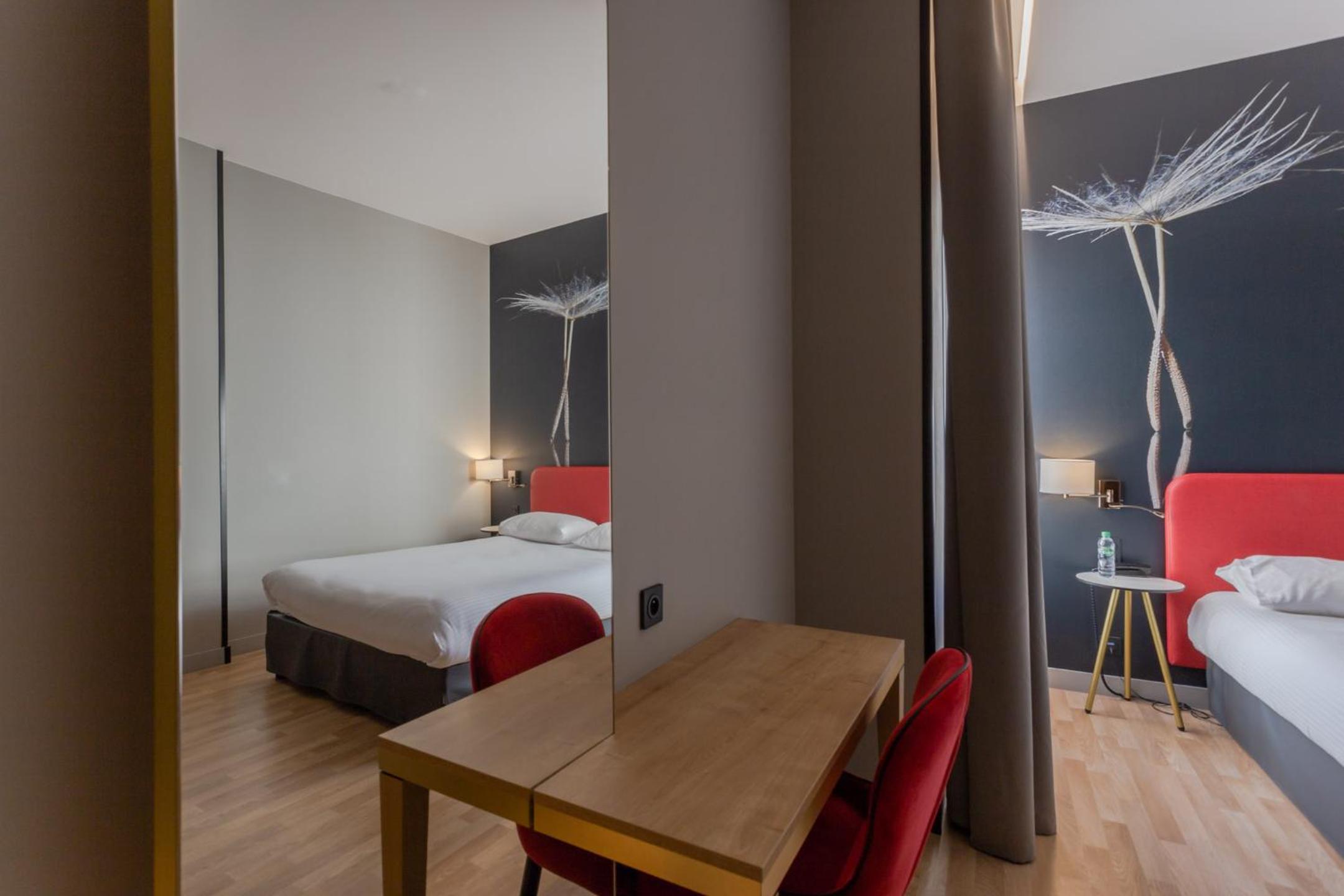Superior Room with Double Bed photo 2