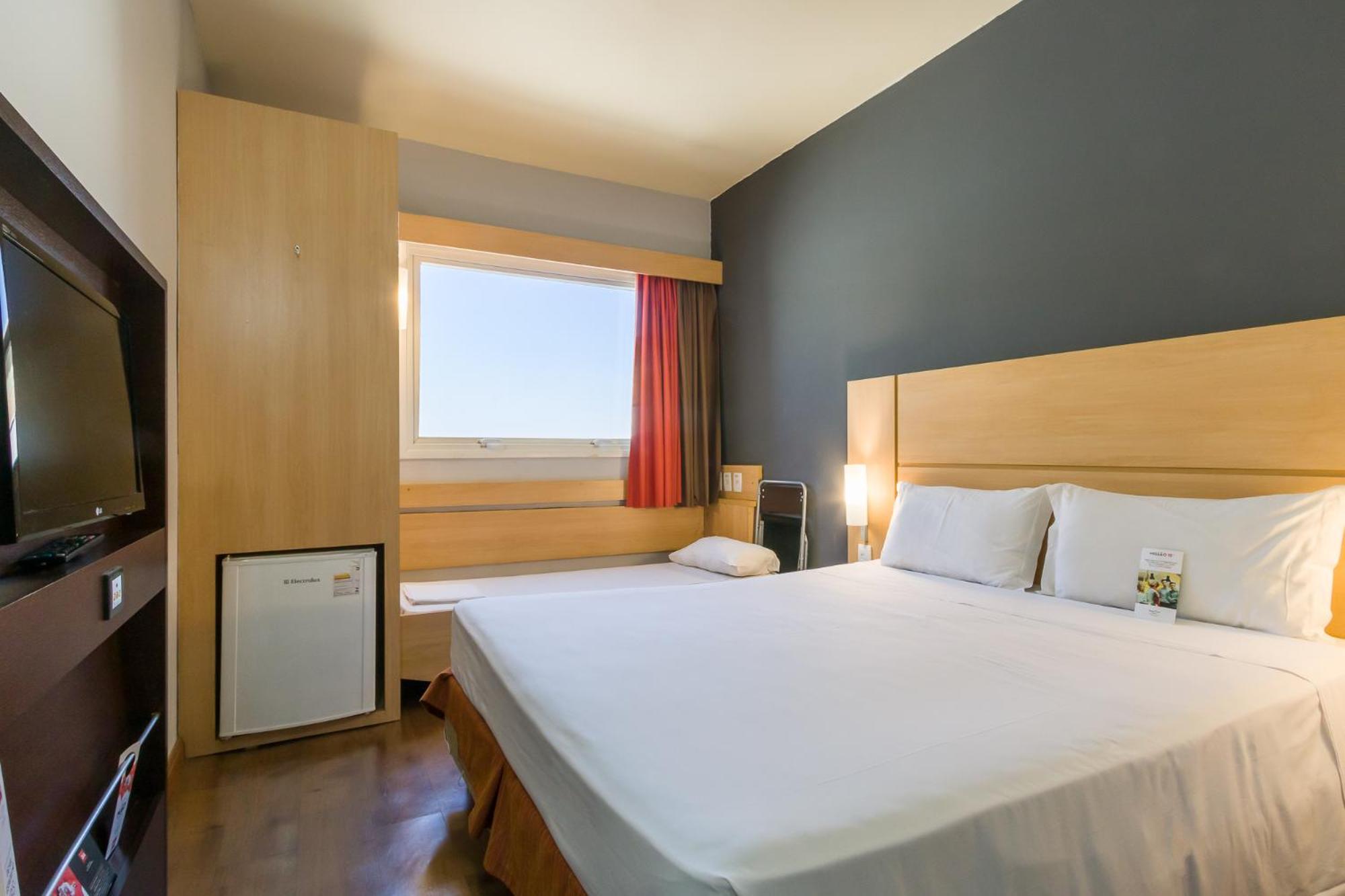 Double Room with Extra Child Bed photo 1