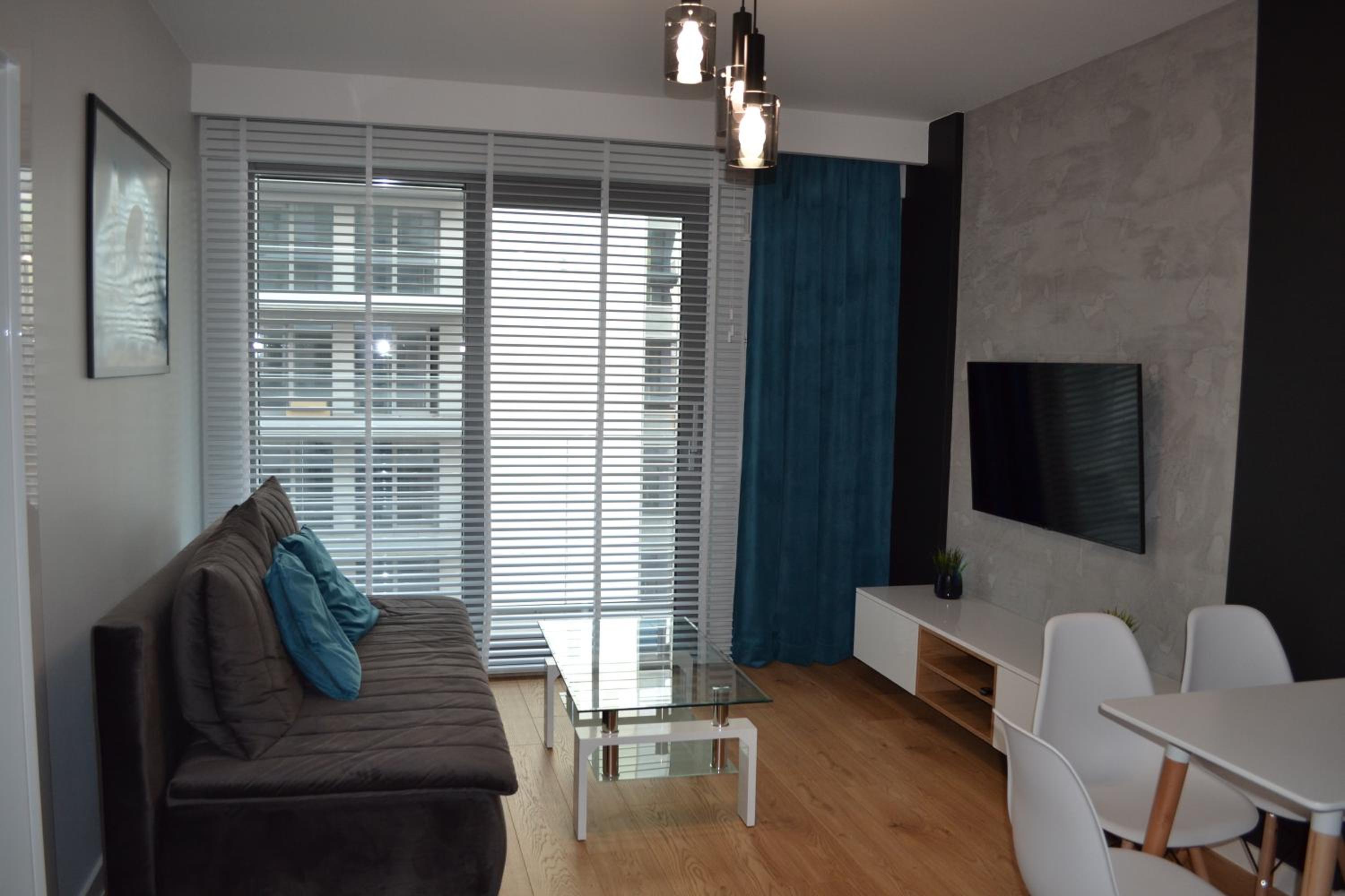 One-Bedroom Apartment - Photo 9