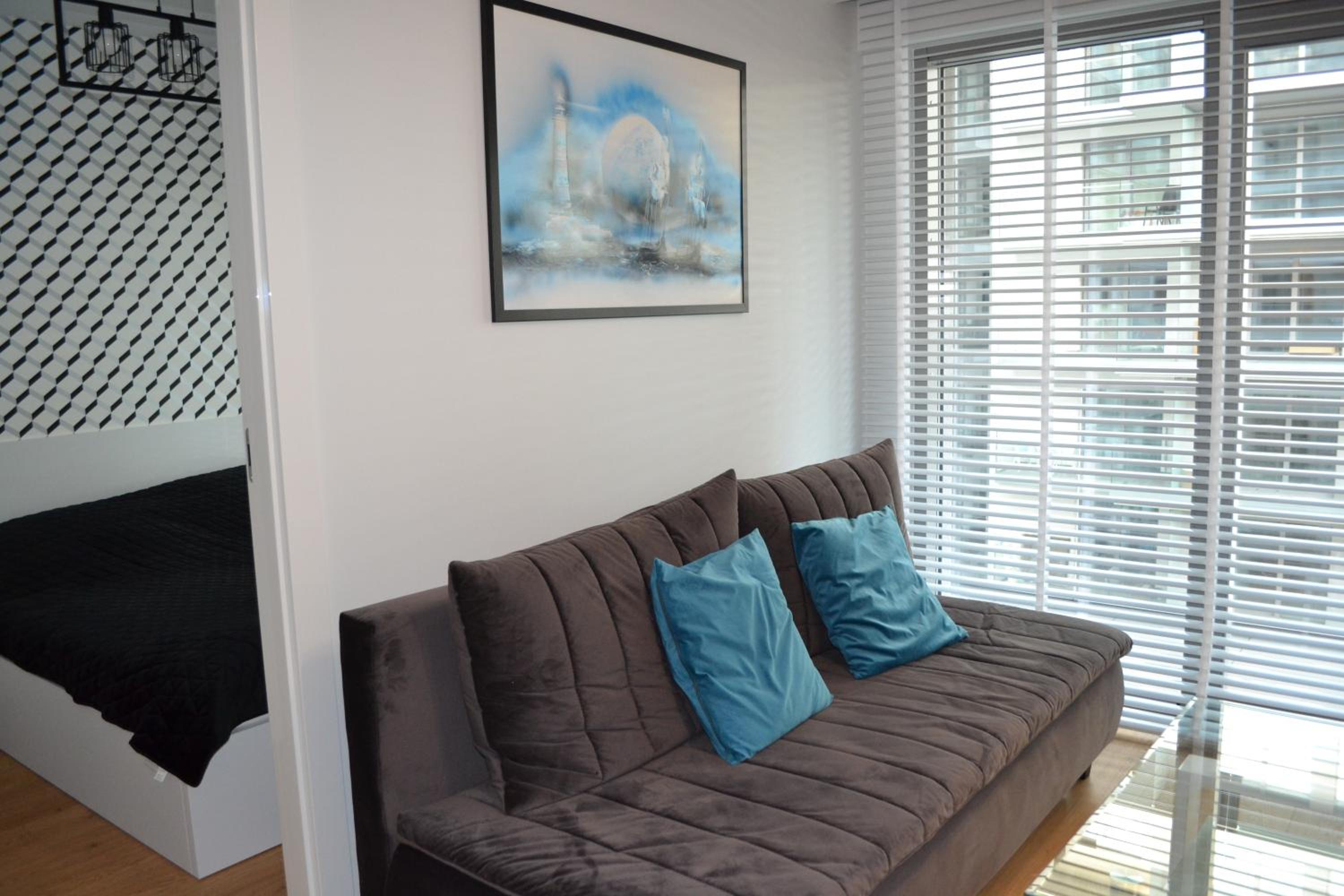 One-Bedroom Apartment - Photo 4