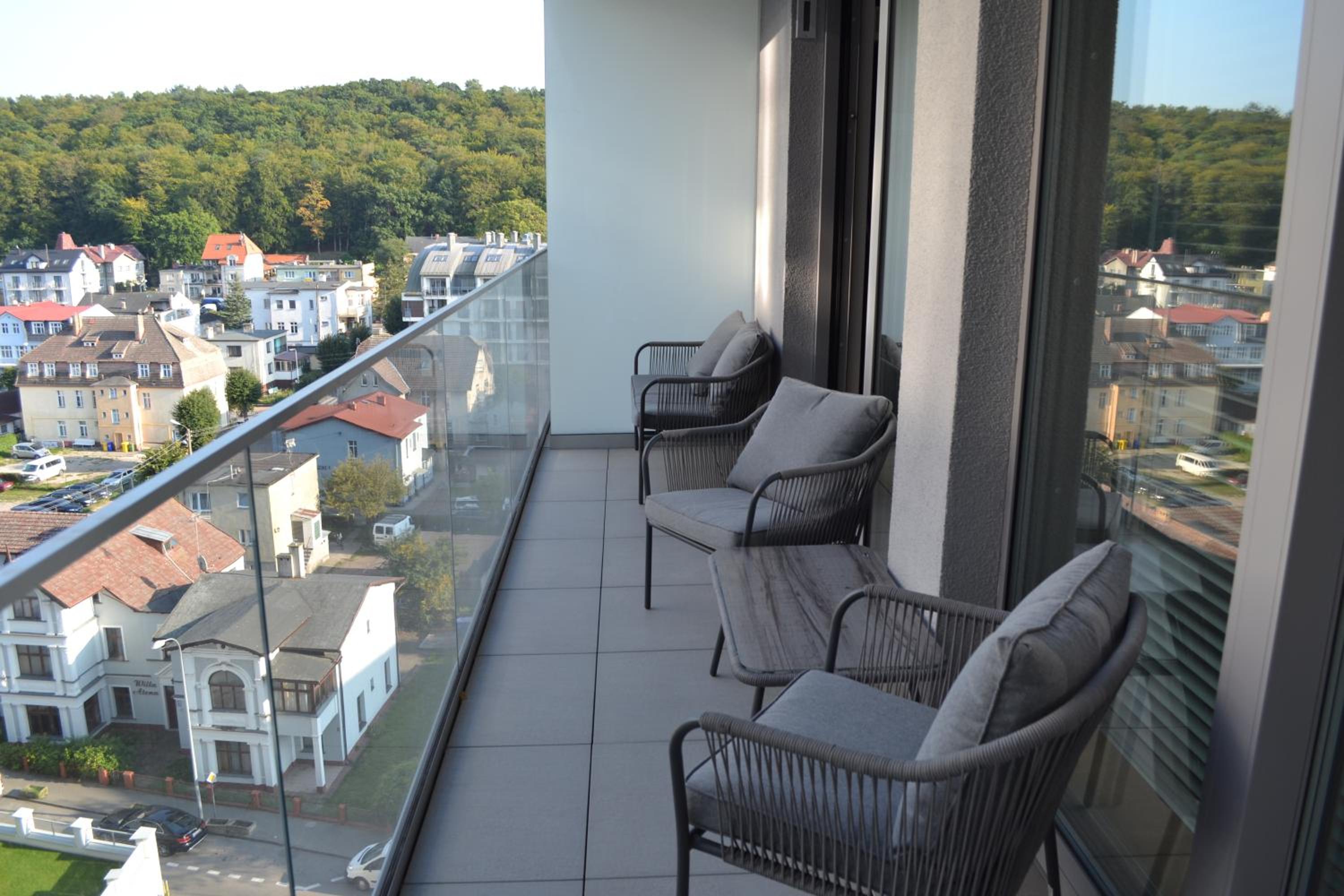 One-Bedroom Apartment - Photo 6
