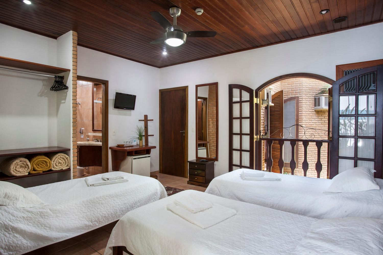 Triple Room