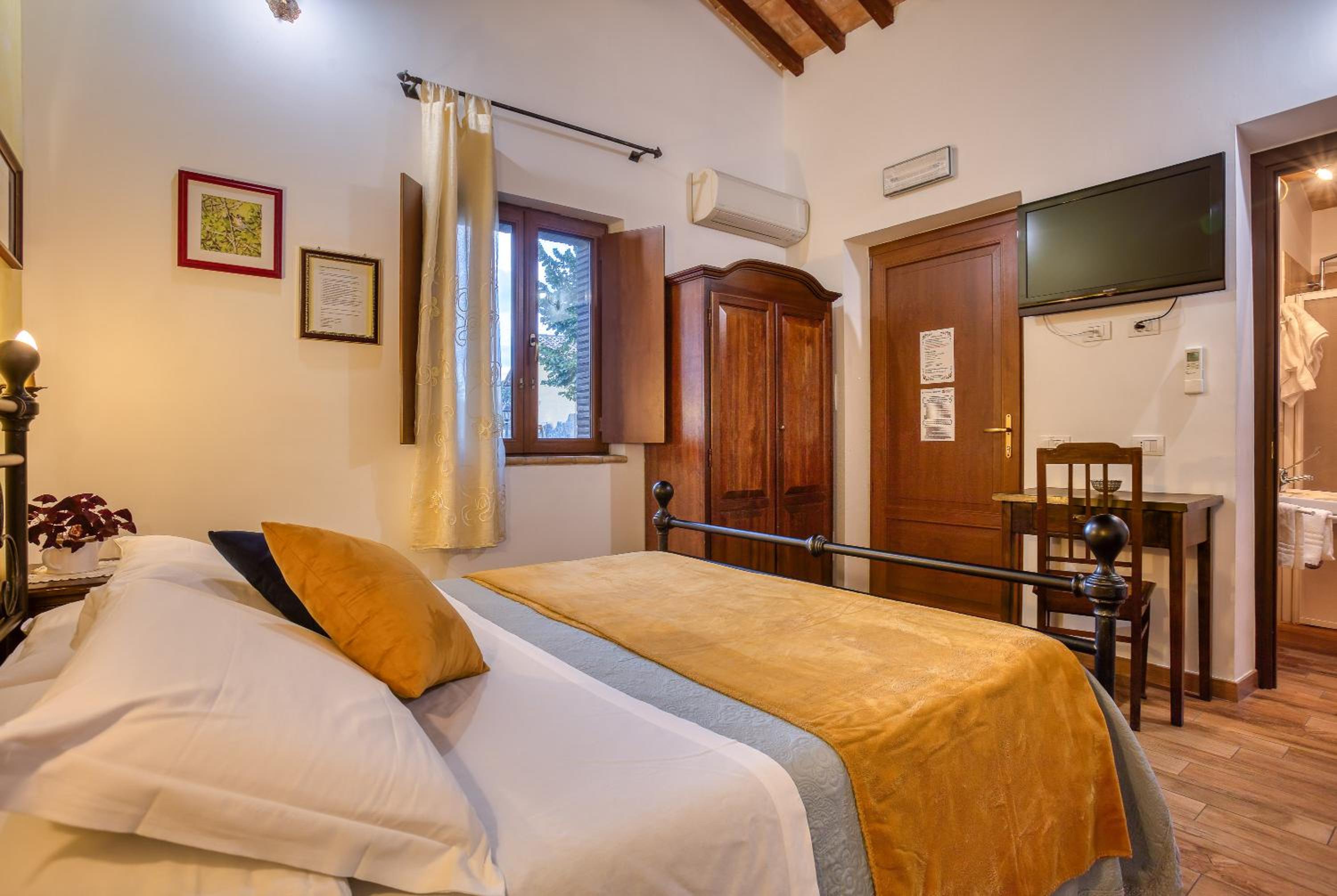 Superior Double Room photo 2
