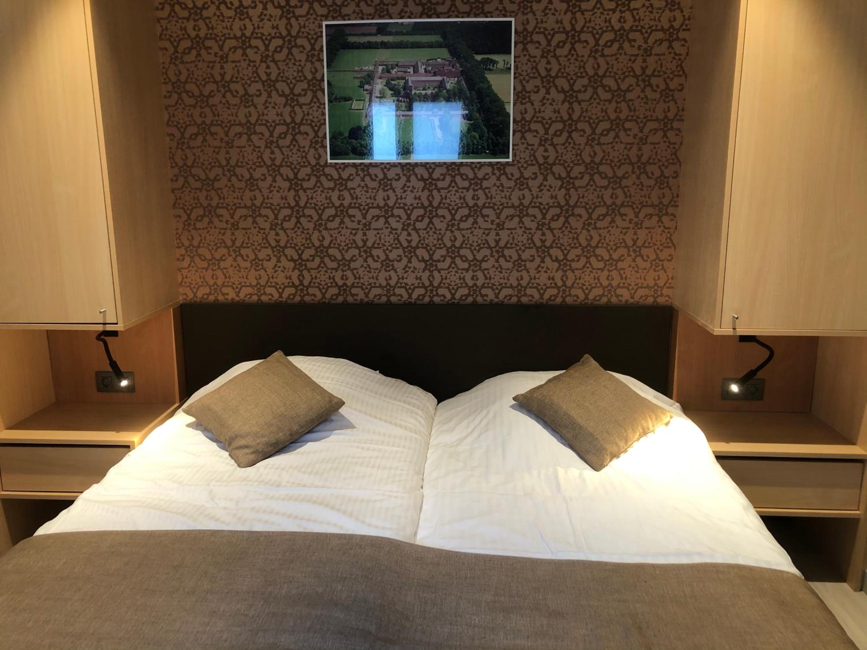 Economy Twin Room - Photo 1