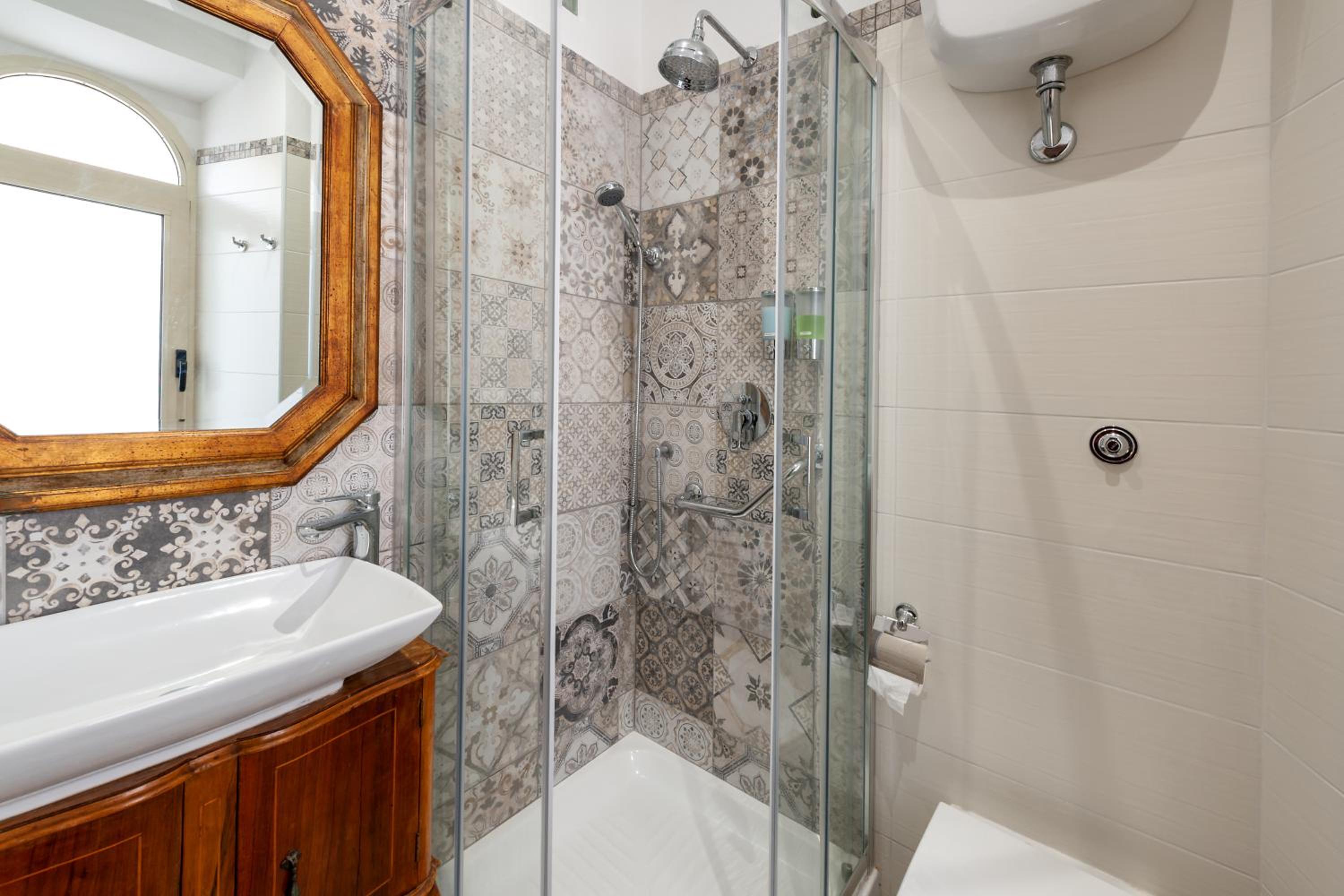 Family Junior Suite with Private Internal Bathroom photo 3
