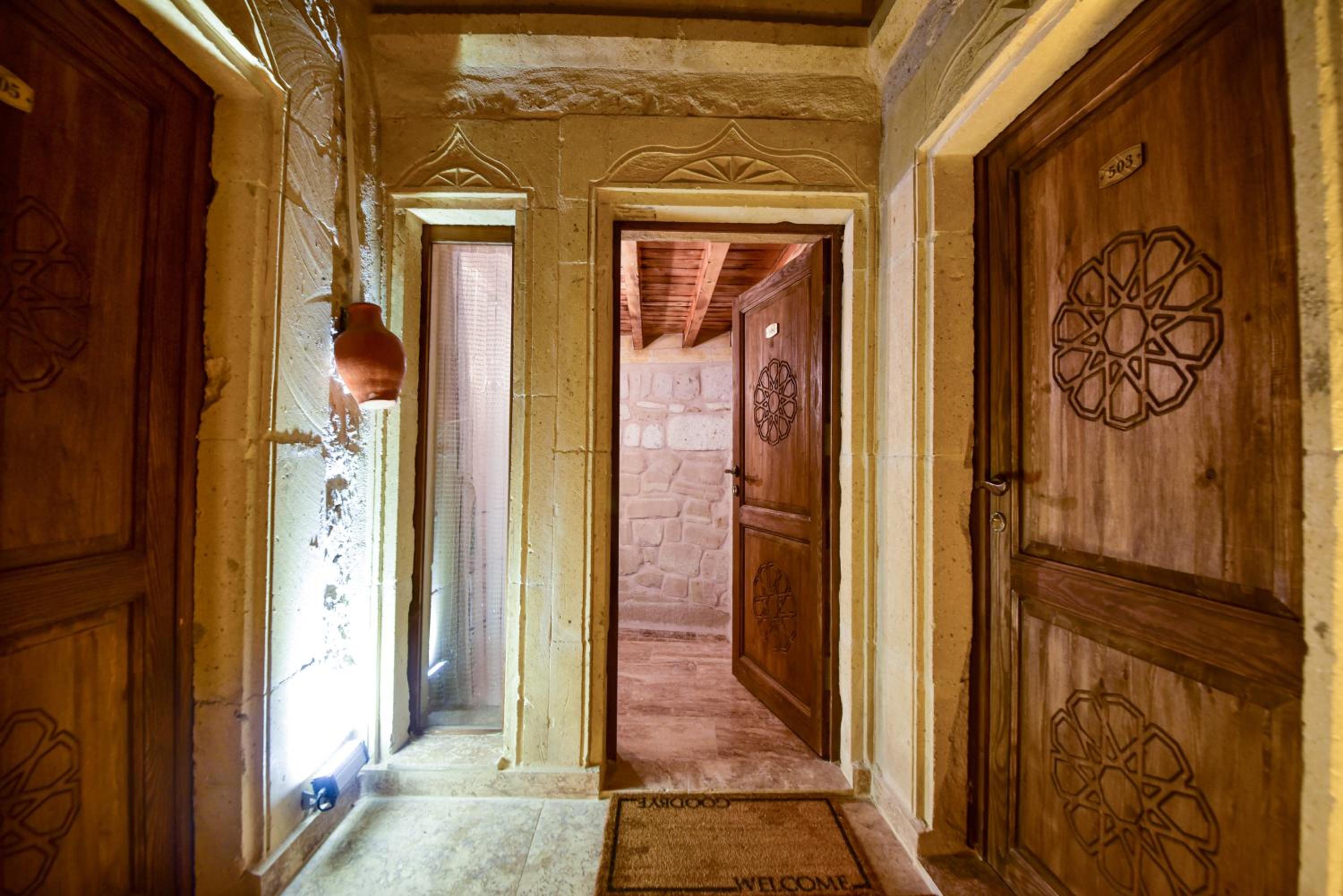 Duplex Suite - Photo 2
