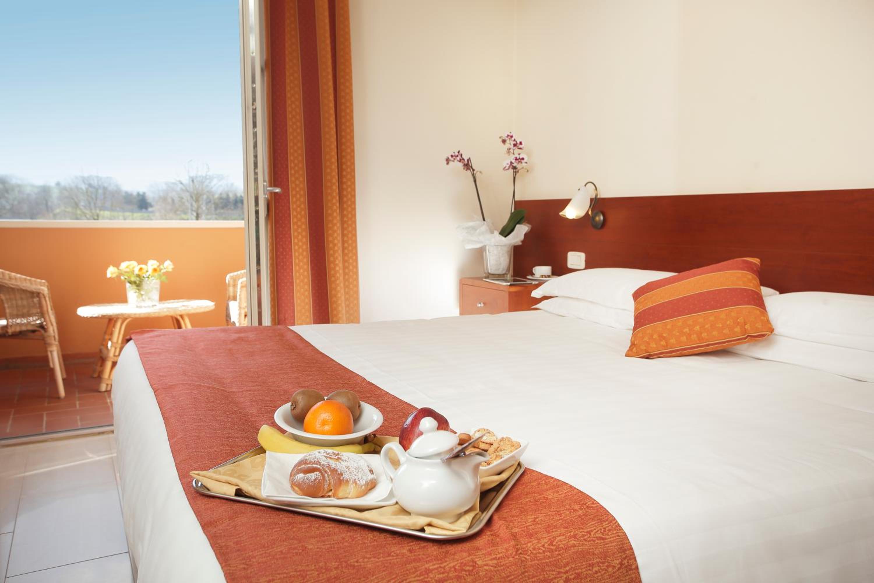 Superior Double Room with Balcony - Photo 5