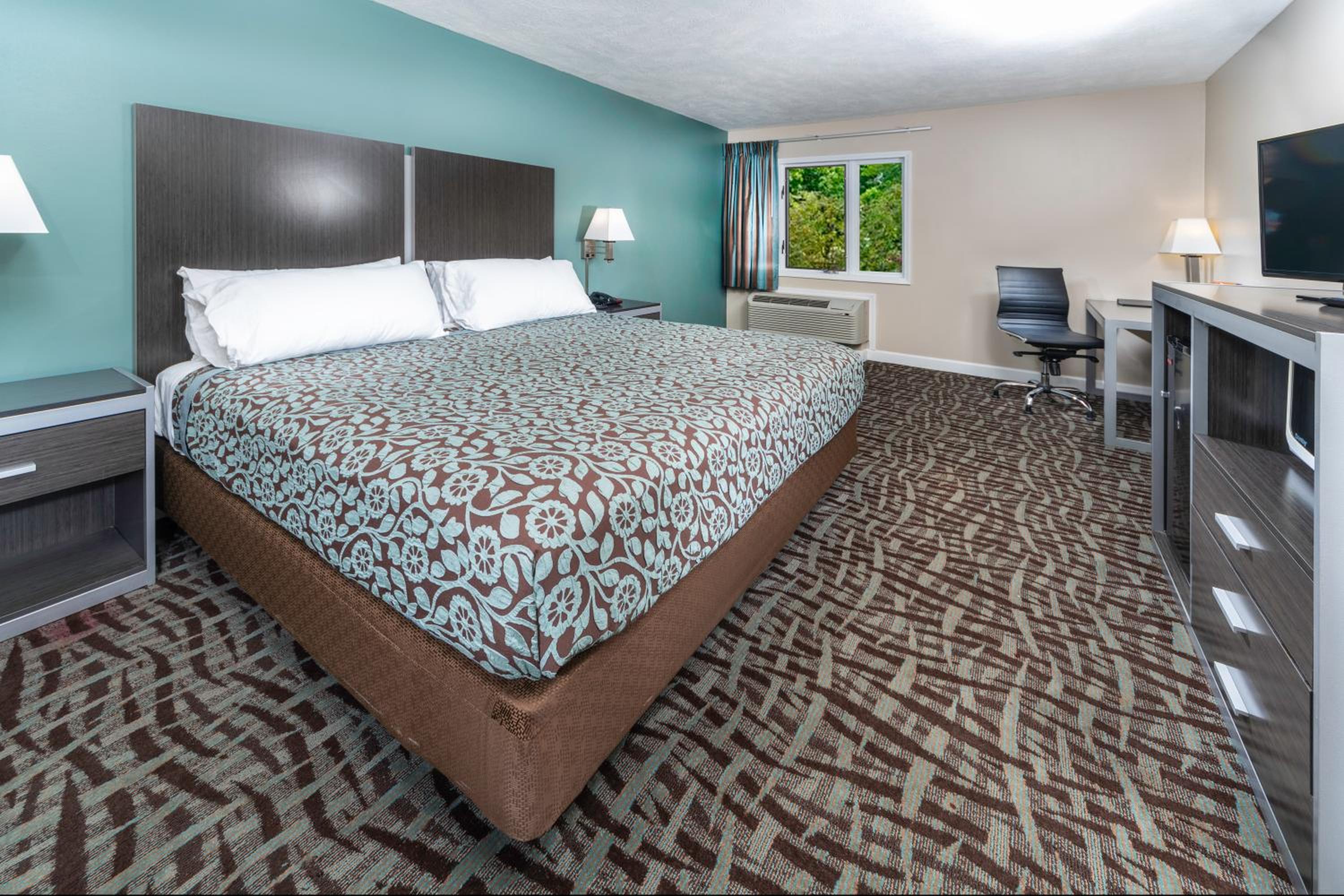 Standard King Room - Photo 1