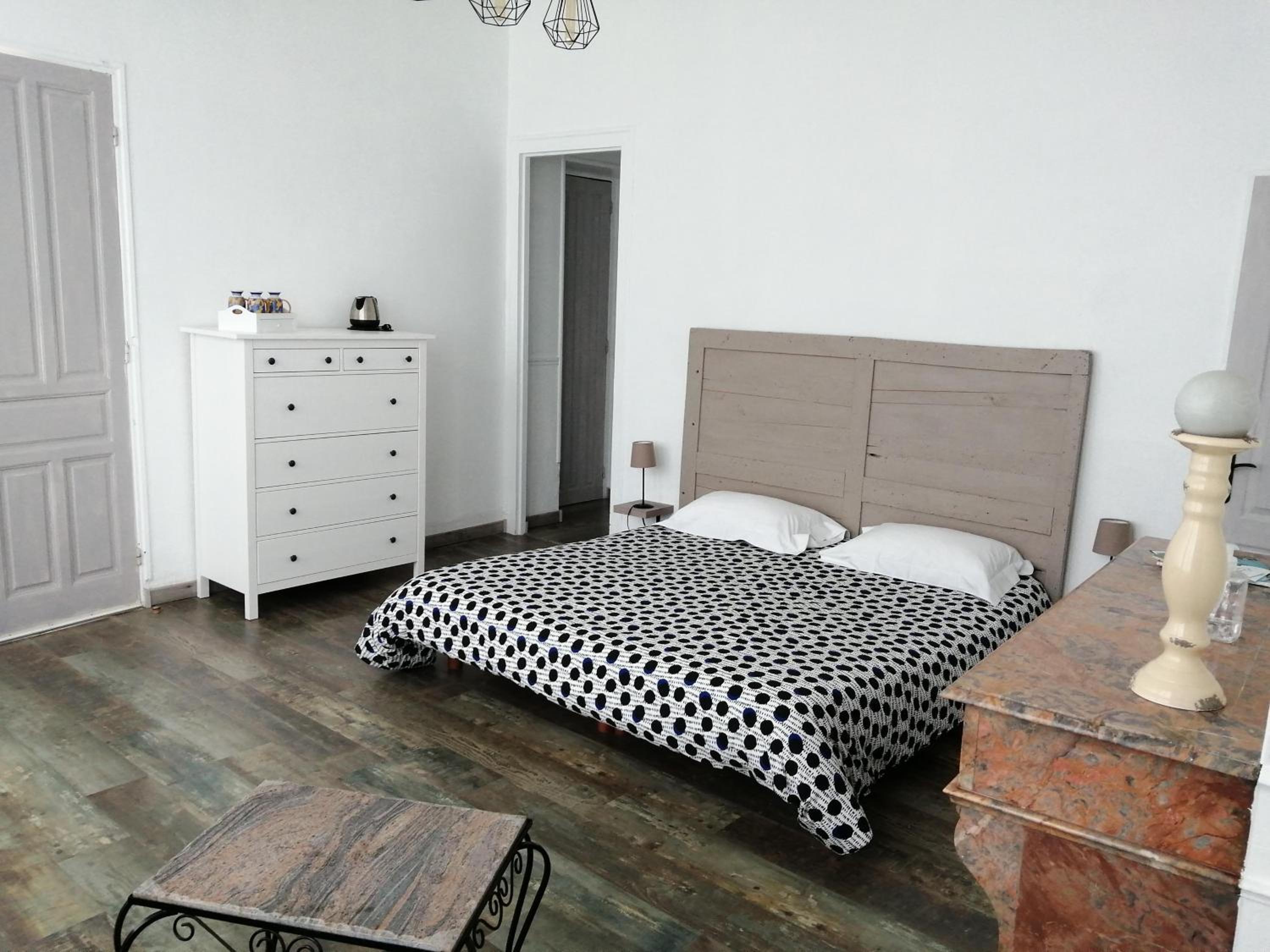 Family Room photo 1