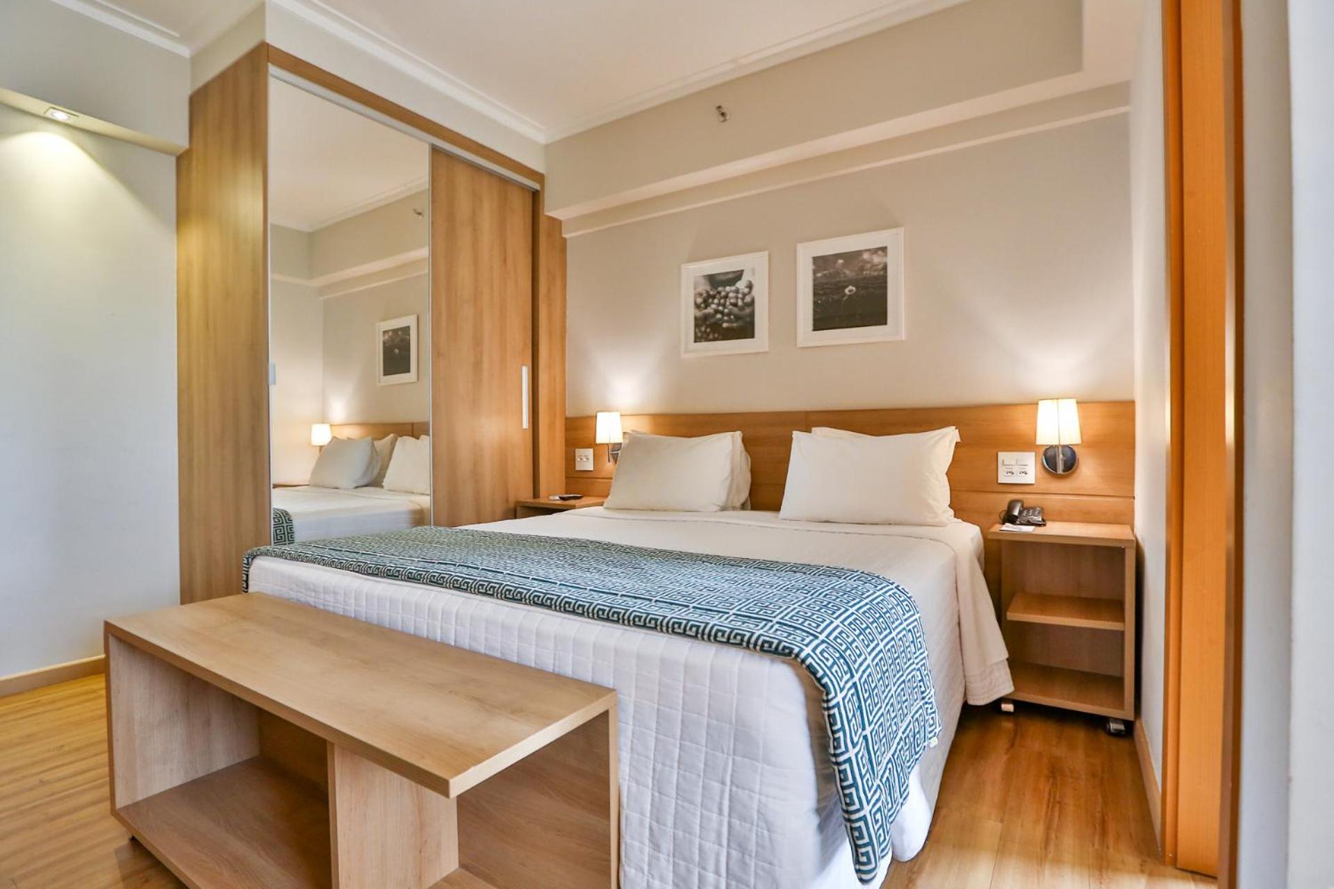 Deluxe Family Suite