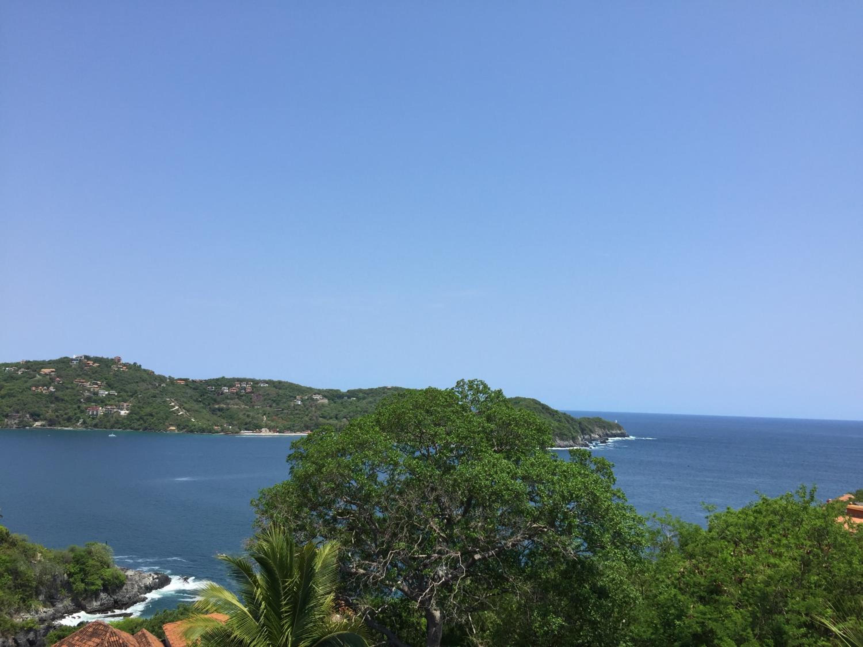 Apartment with Sea View - Photo 2
