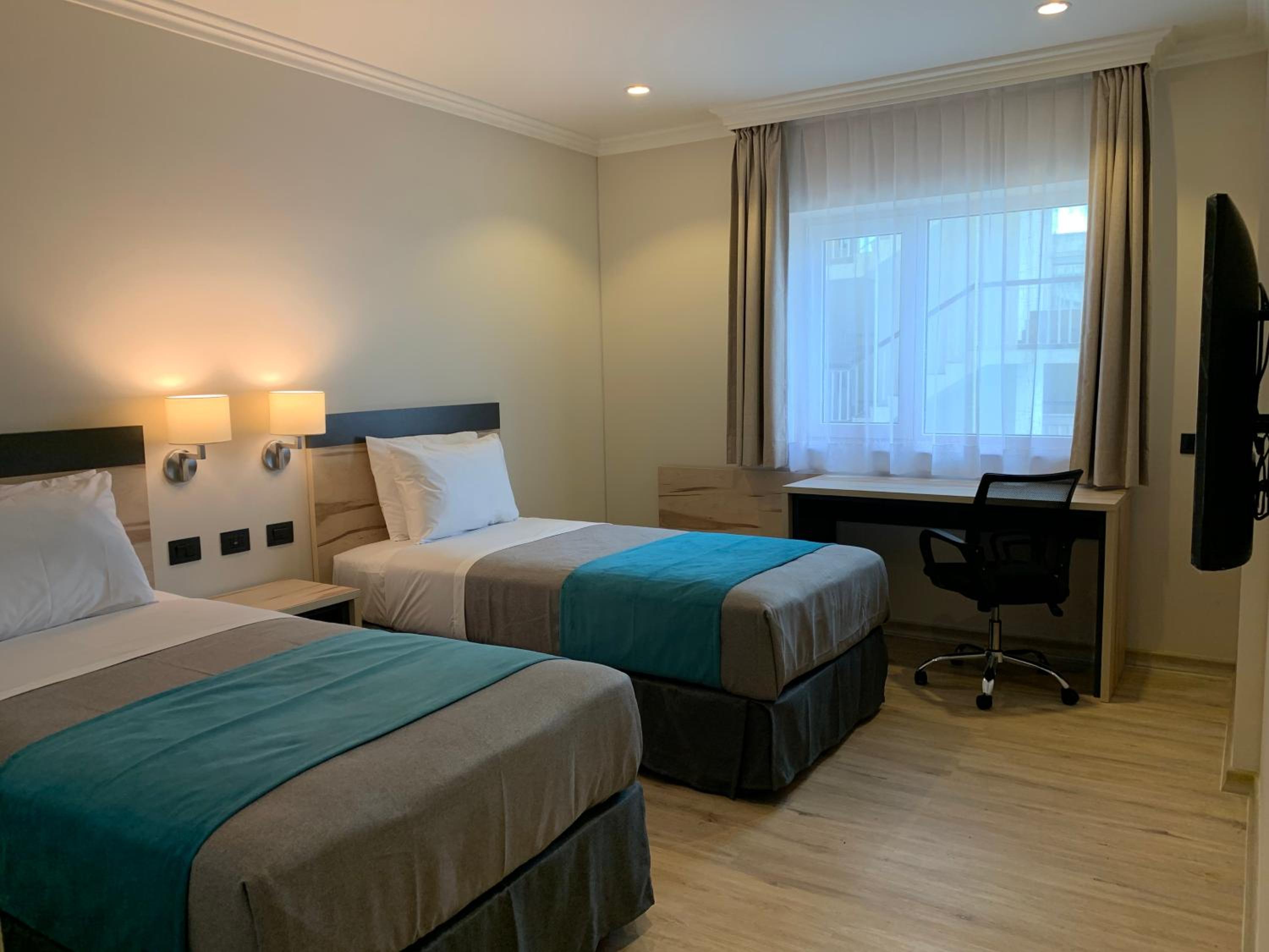 Standard Twin Room photo 3