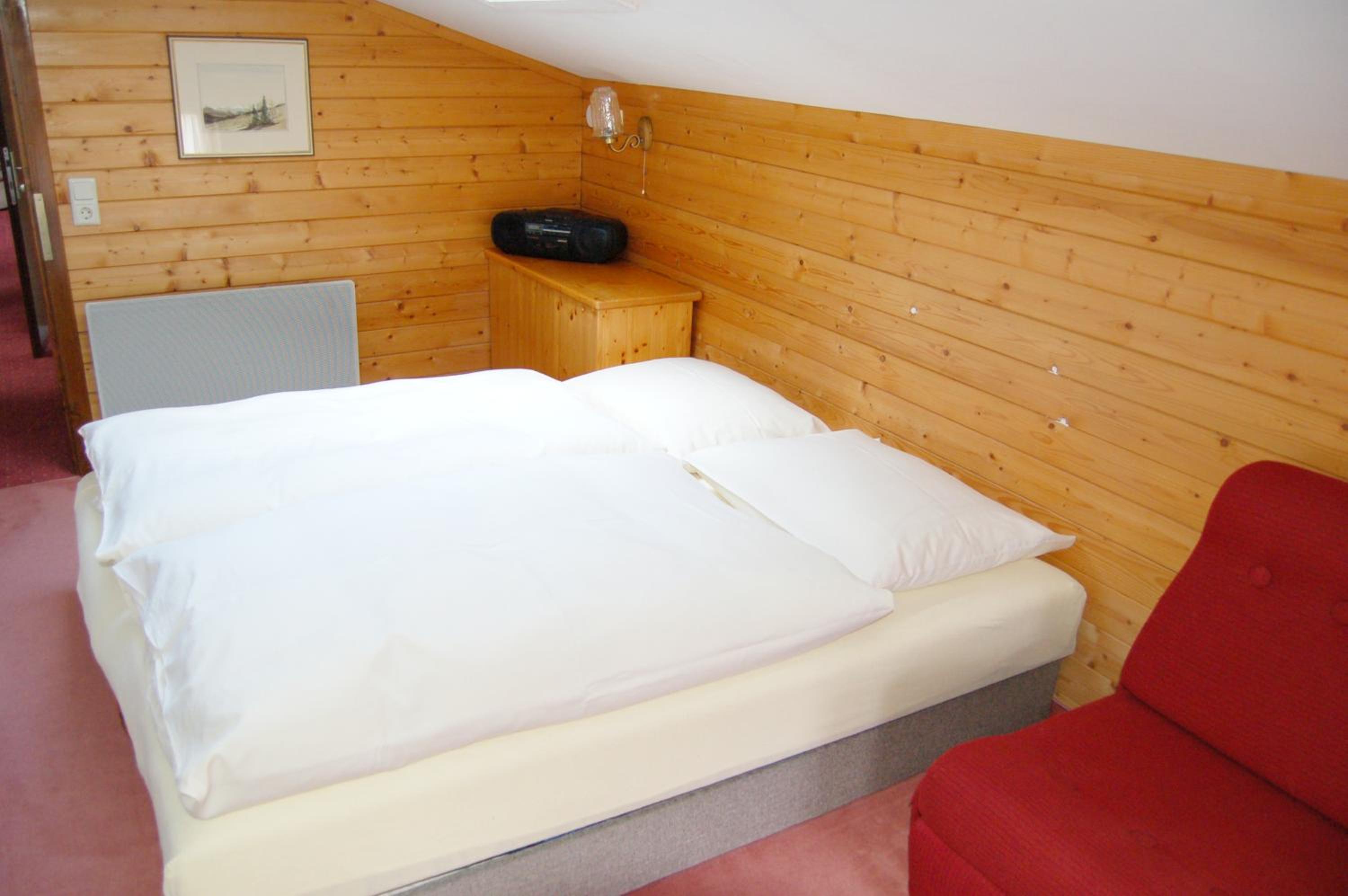 Two Bedroom Maisonette Apartment with Balcony photo 3