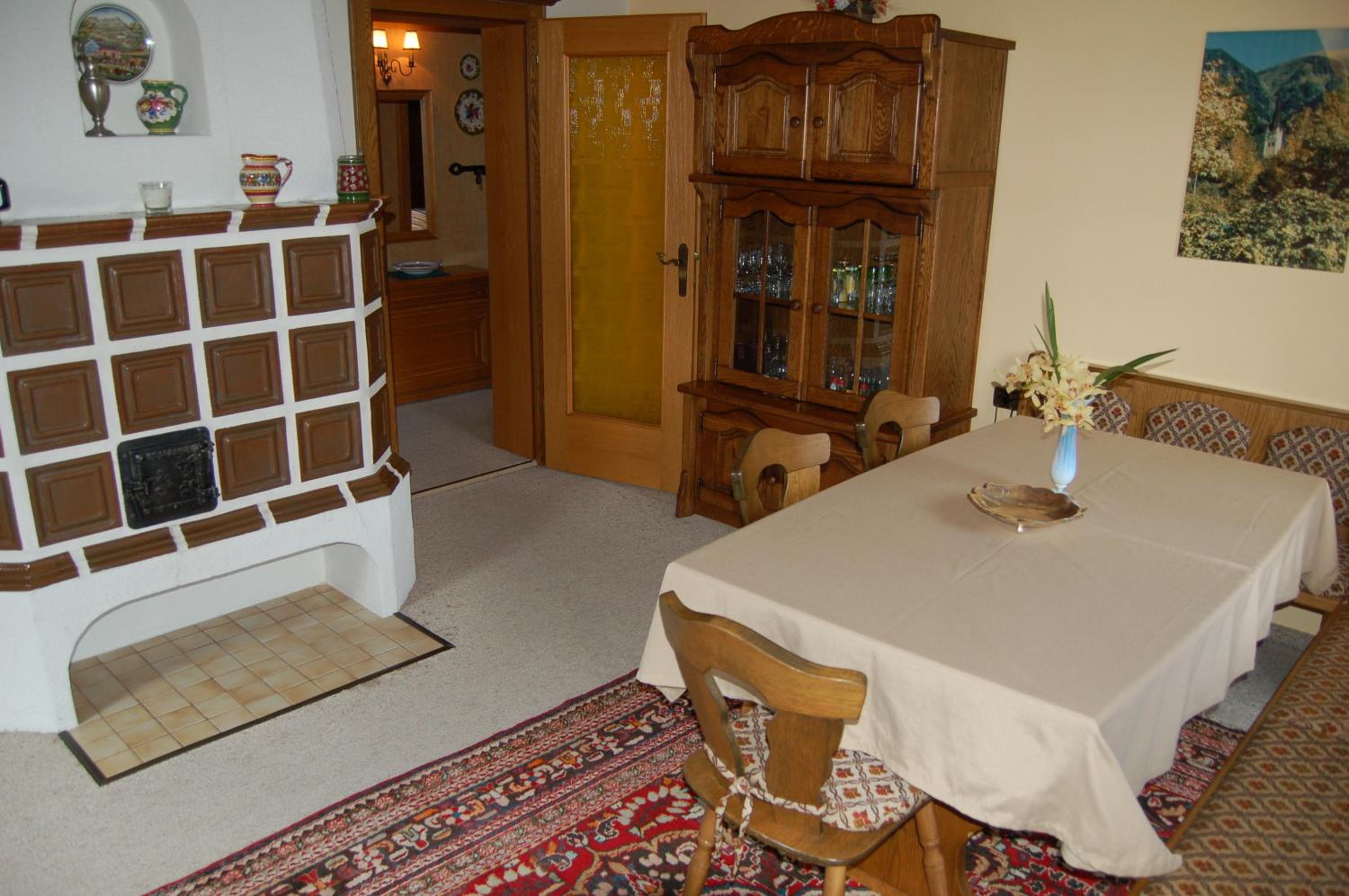 Large Two-Bedroom Apartment with Balcony photo 2