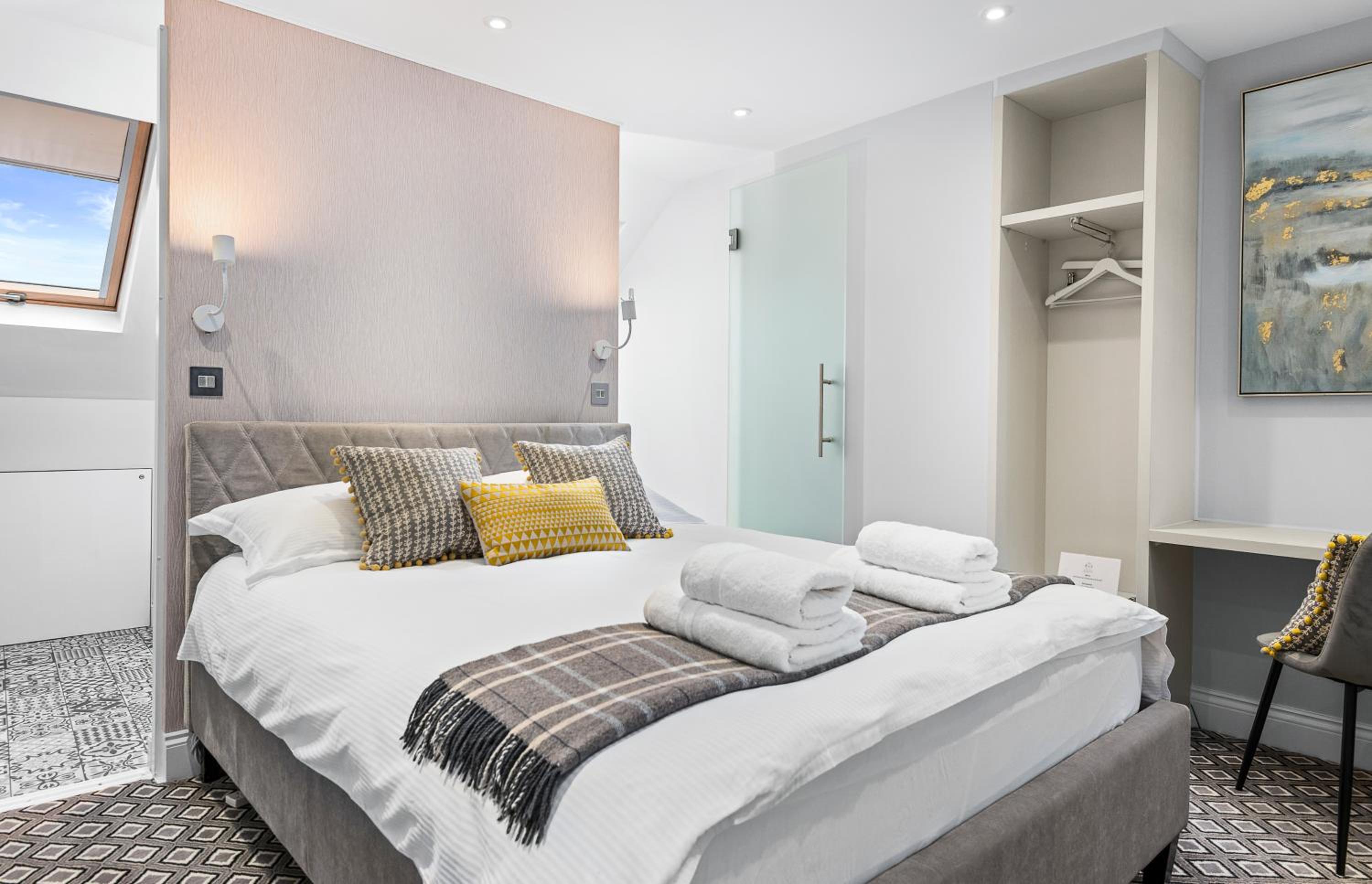 Two-Bedroom Suite photo 1