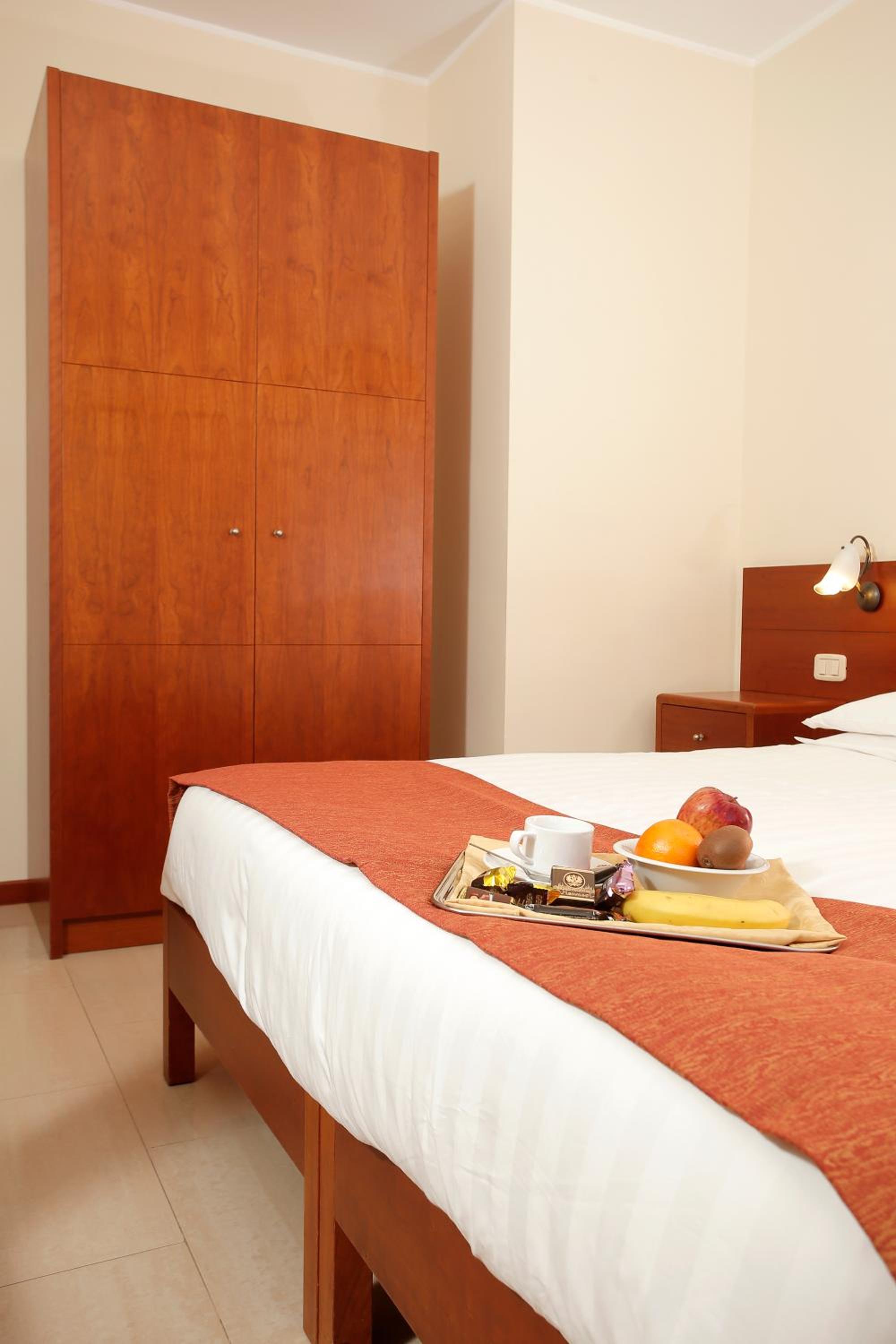 Superior Double Room with Balcony - Photo 19