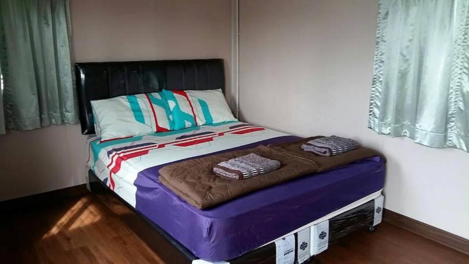 Queen Room with Balcony photo 1