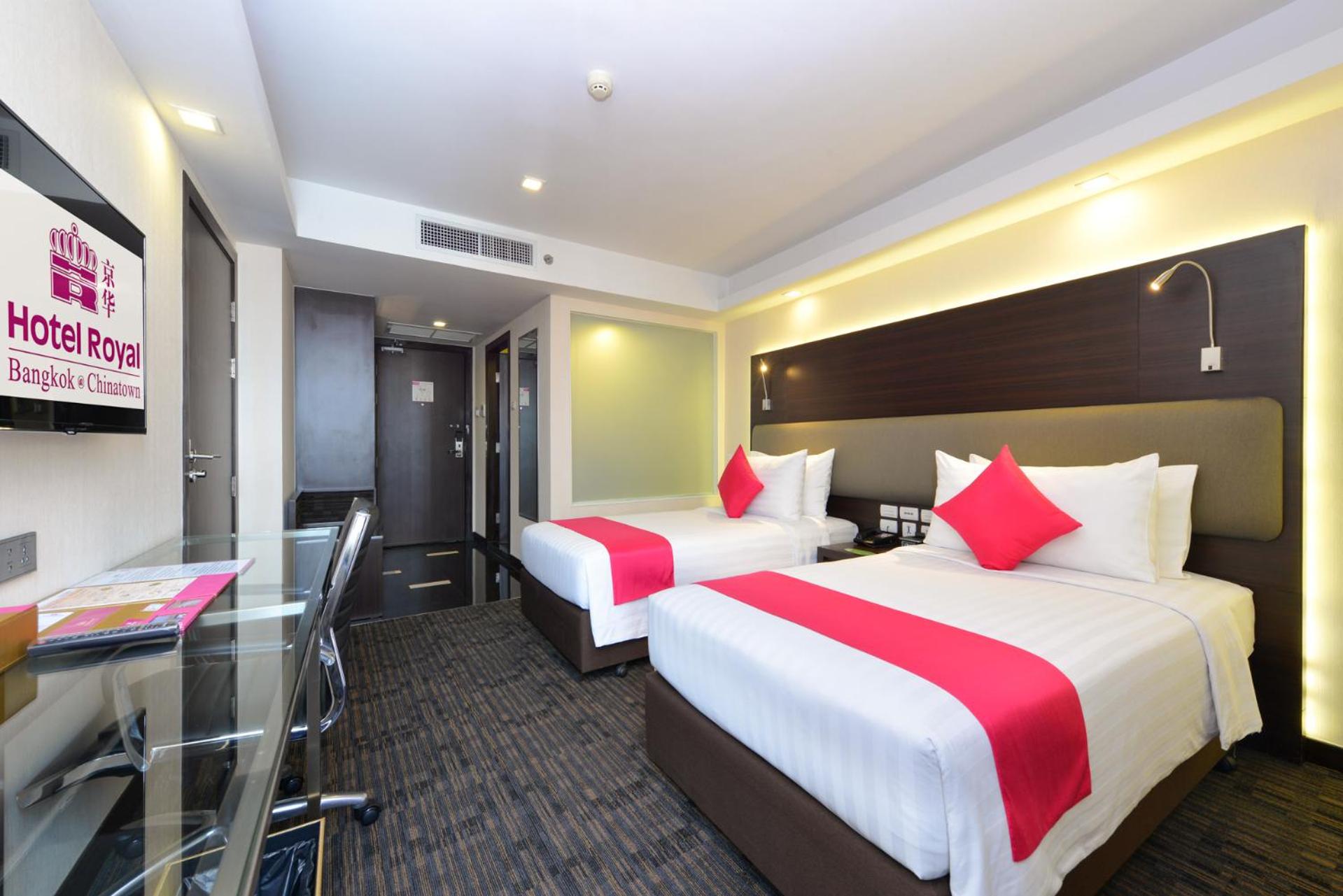 Deluxe Twin Room photo 3