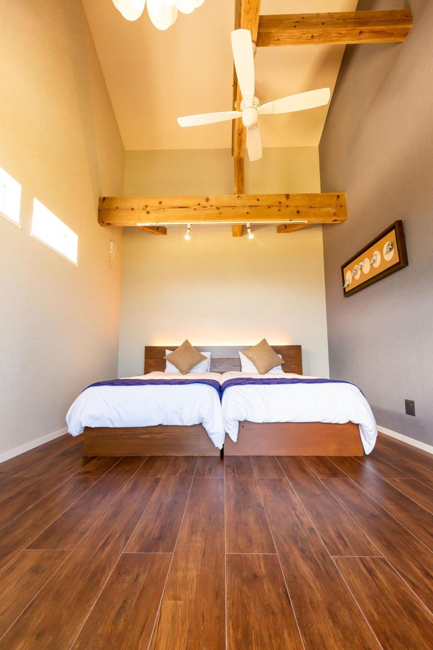 Three-Bedroom House photo 1