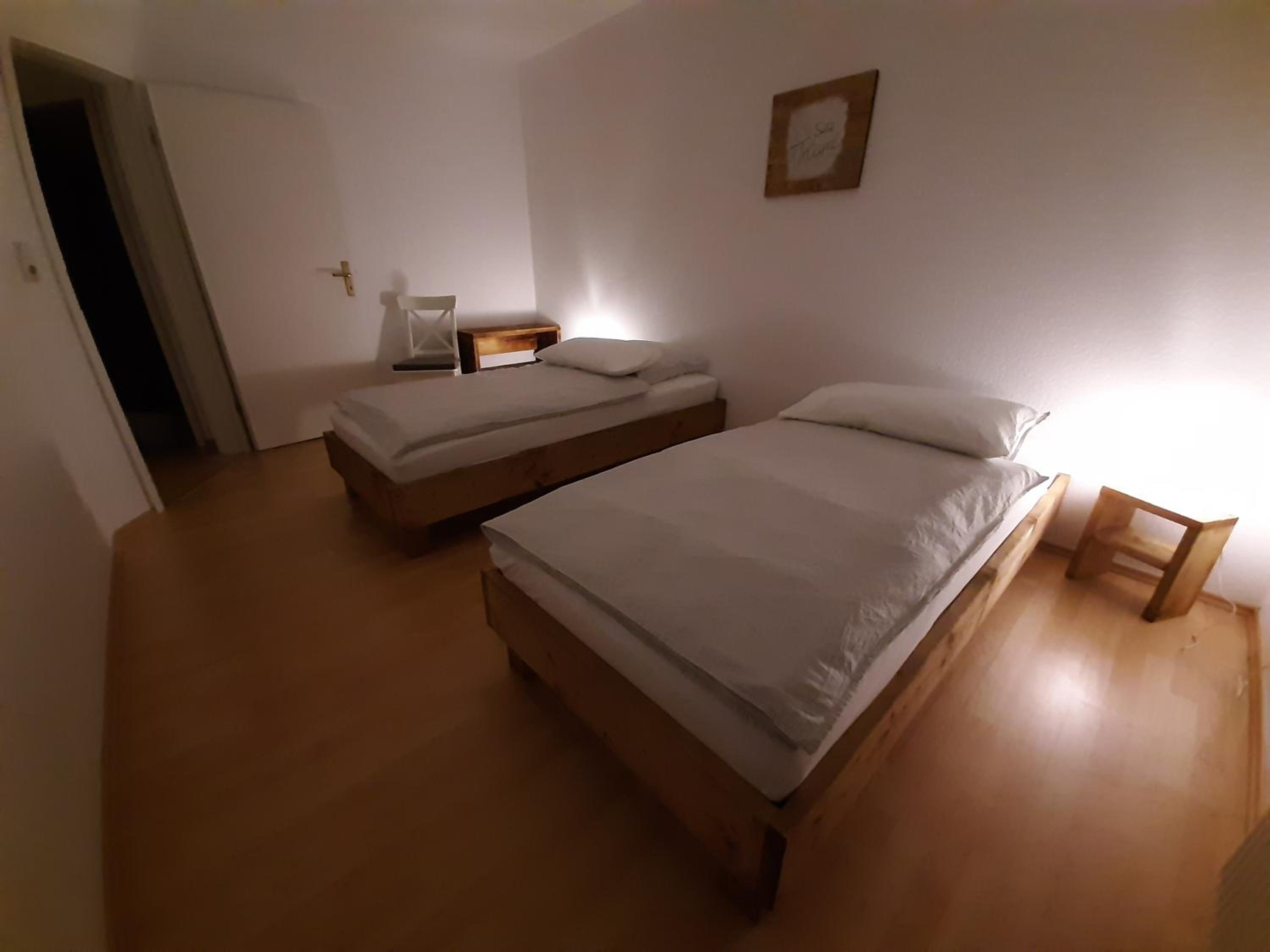 Two-Bedroom House - Photo 9