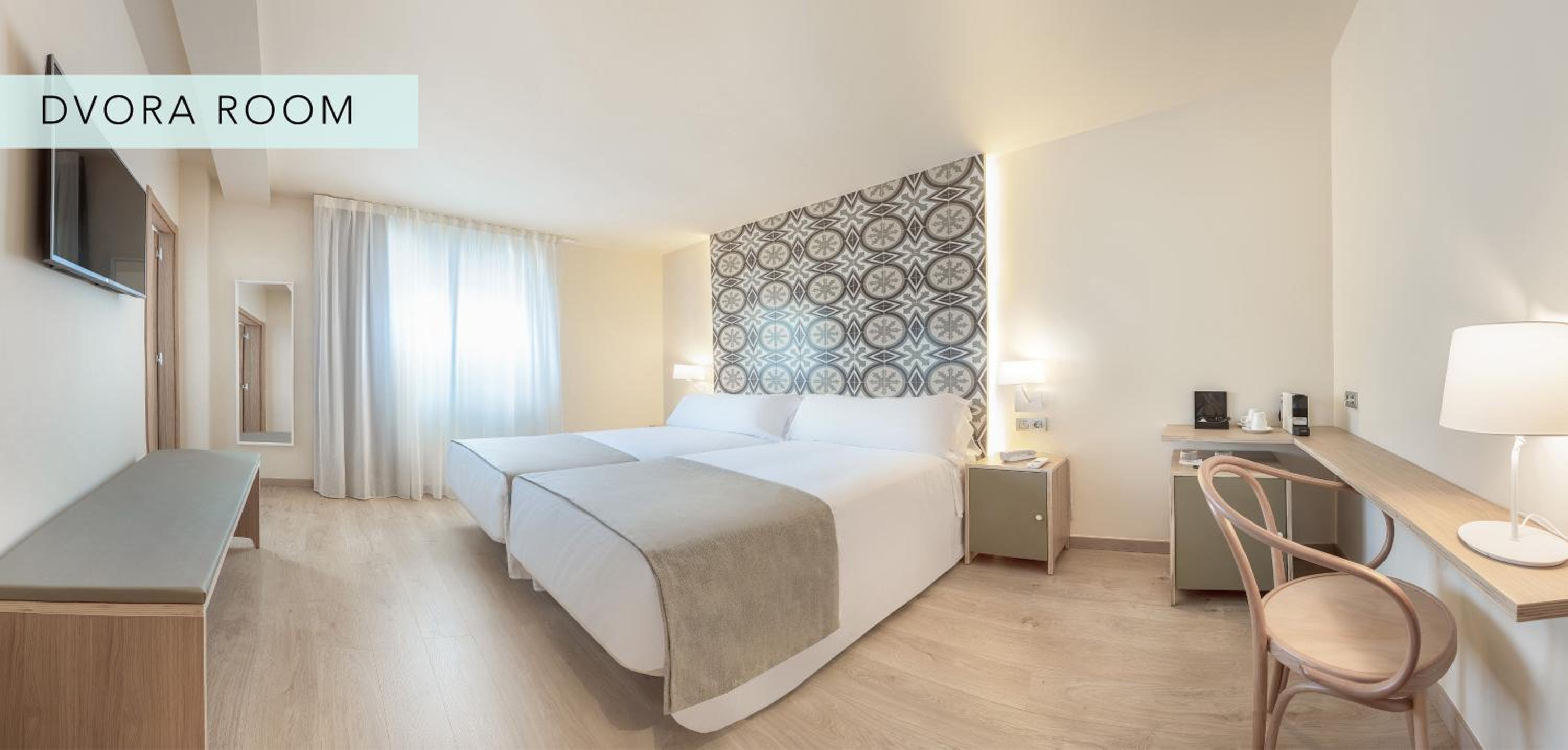 Habitación Doble con Vista a la Ciudad